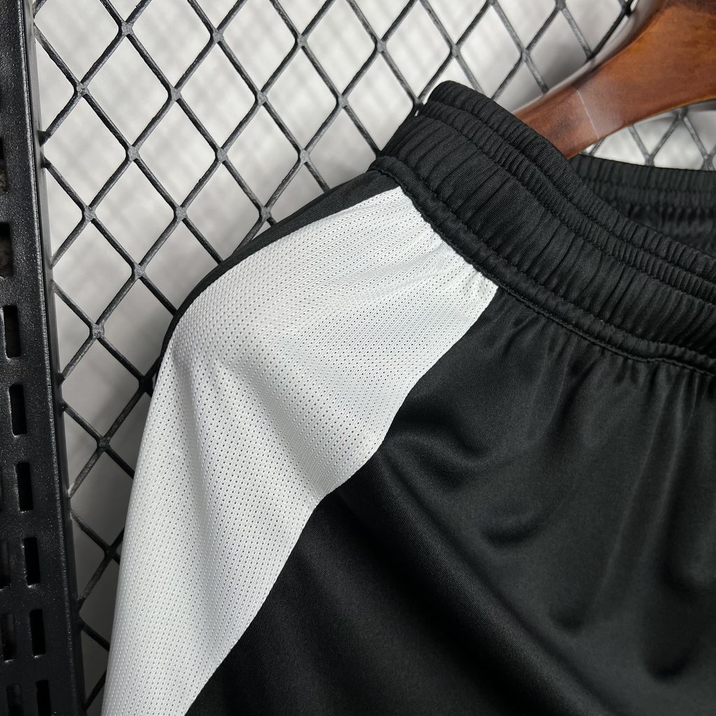 Juventus 24-25 Home Shorts - Fans Version - ManixJersey