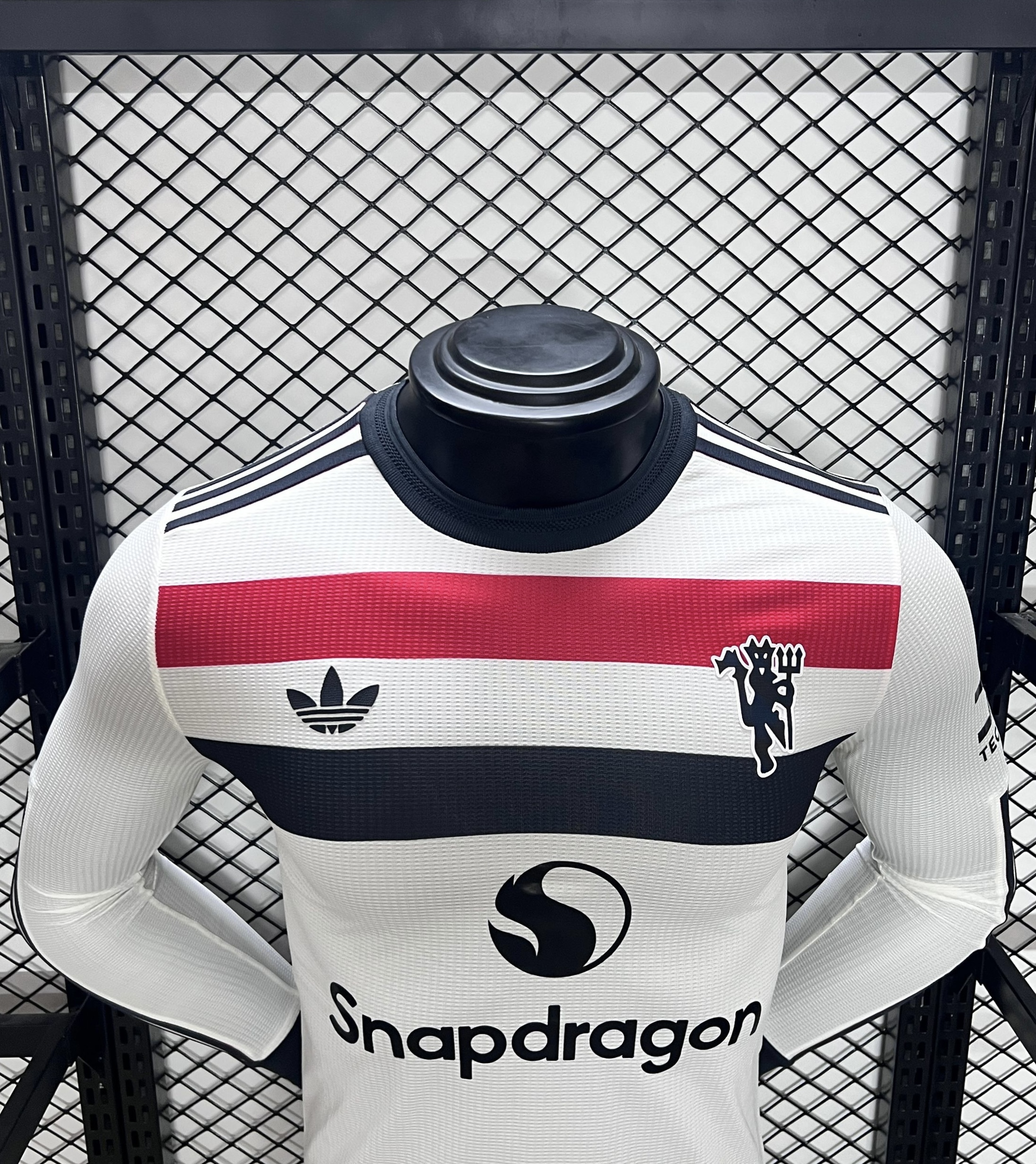 Manchester United 24-25 Third Long Sleeve Jersey - Player Version - ManixJersey