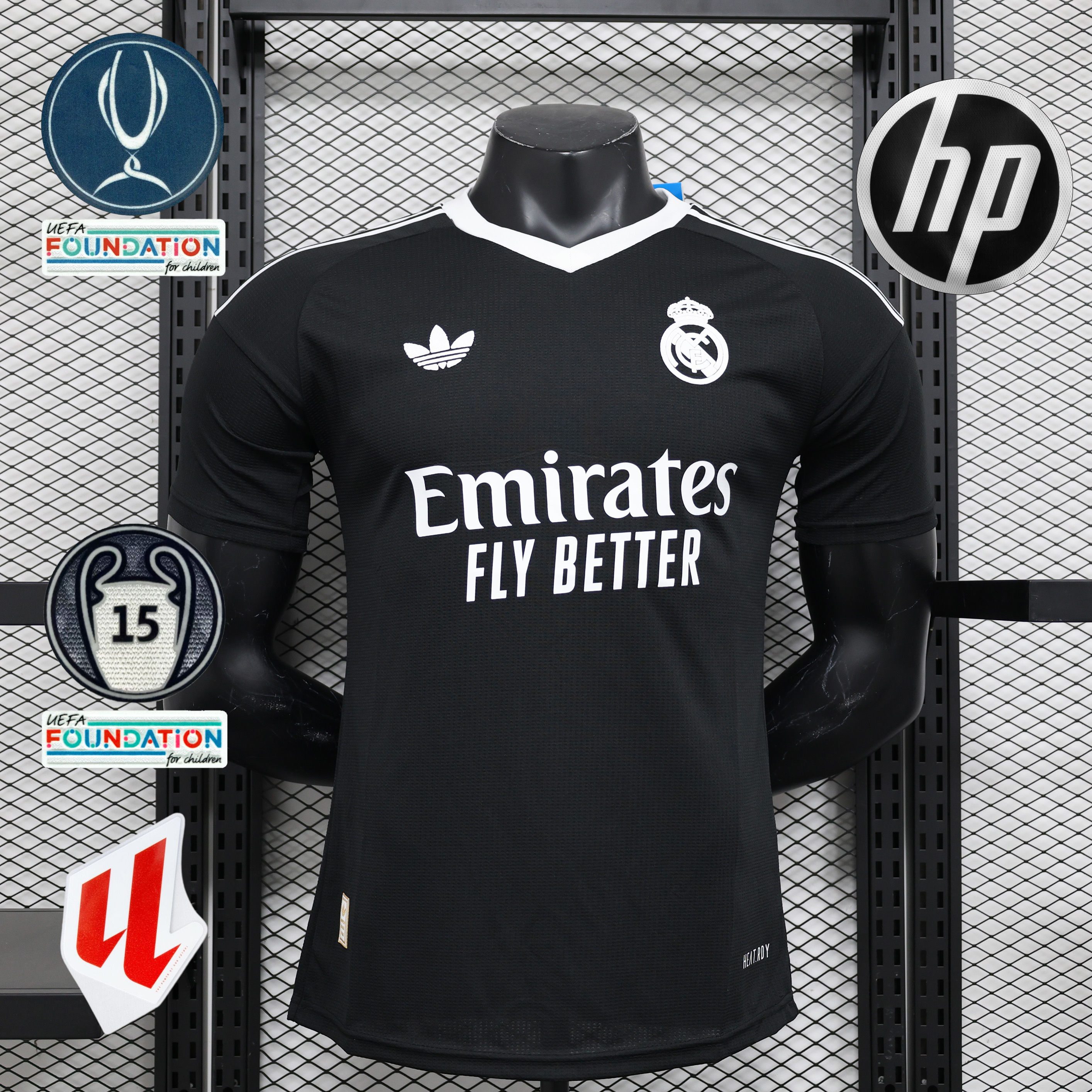 Real Madrid 24-25 Third Goalkeeper Black Jersey - Player Version - ManixJersey