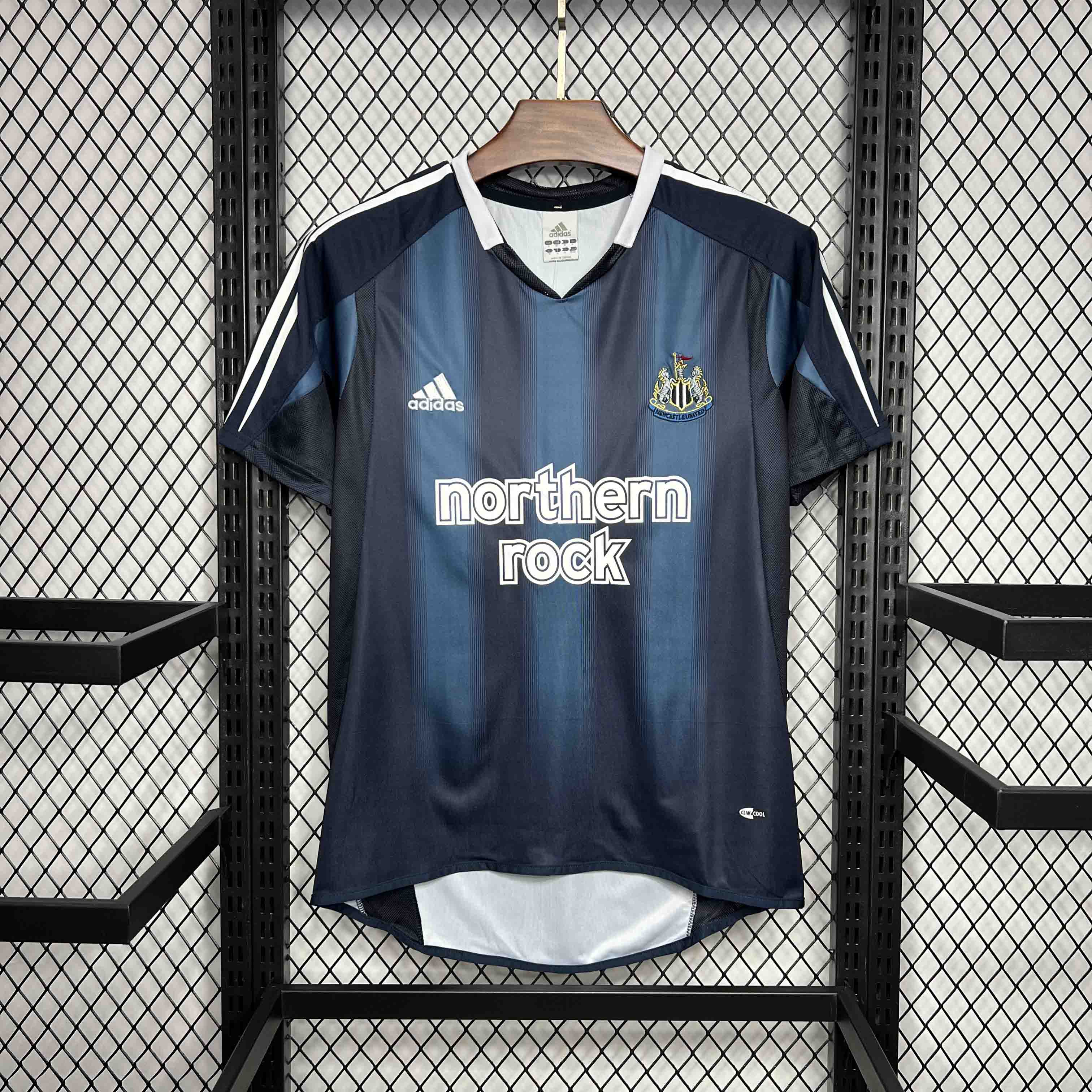 Retro Newcastle United 2004-05 Away Jersey - ManixJersey