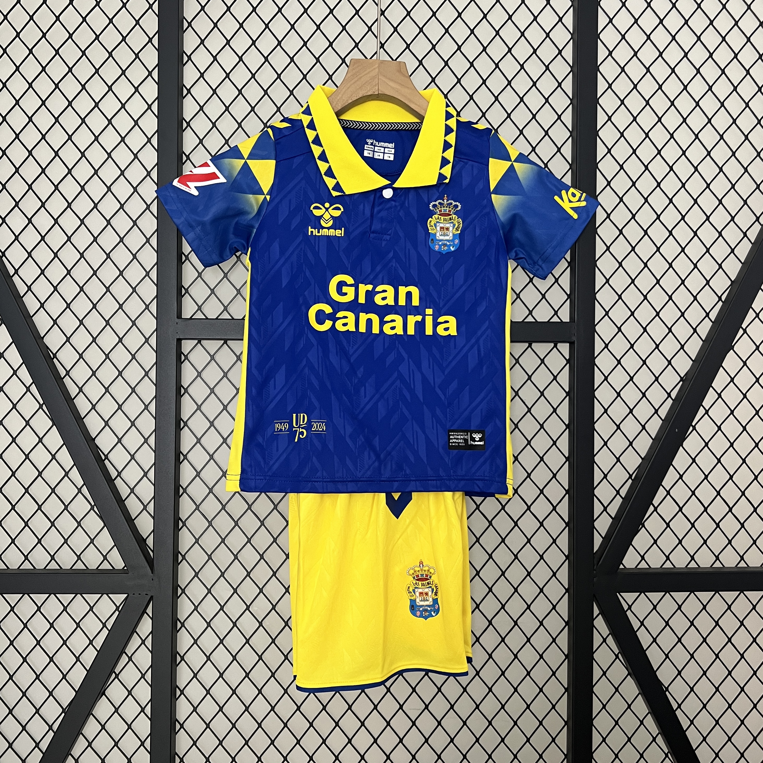 Las Palmas 24-25 Away Kids Kit - ManixJersey