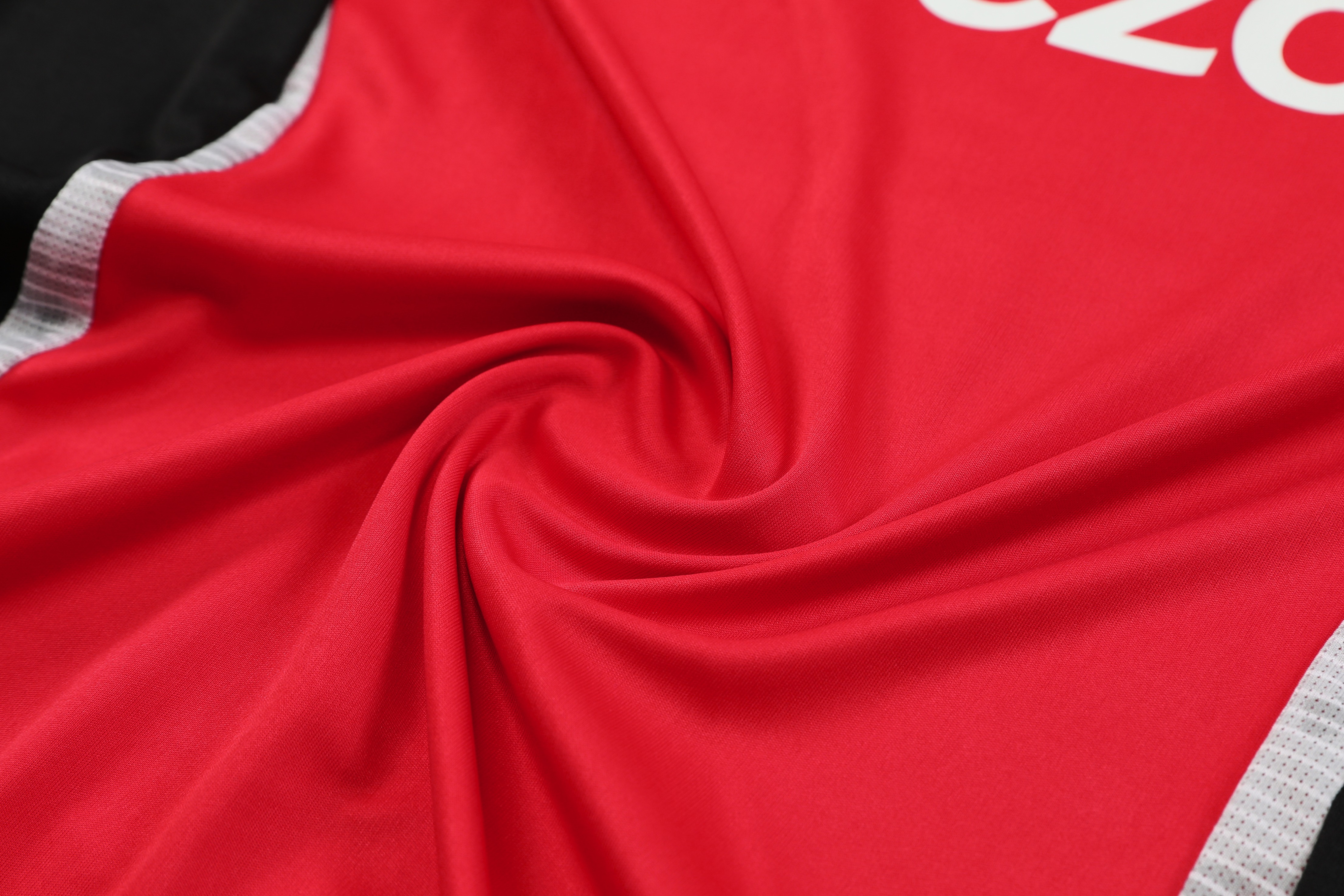 Manchester United 24-25 Short-Sleeve Training Set - Red Top and Black Shorts - ManixJersey