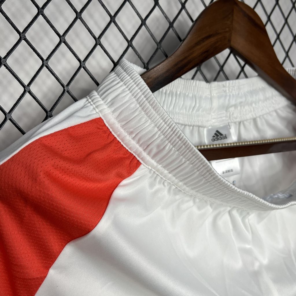 Manchester United 24-25 Home Shorts - Fans Version - ManixJersey