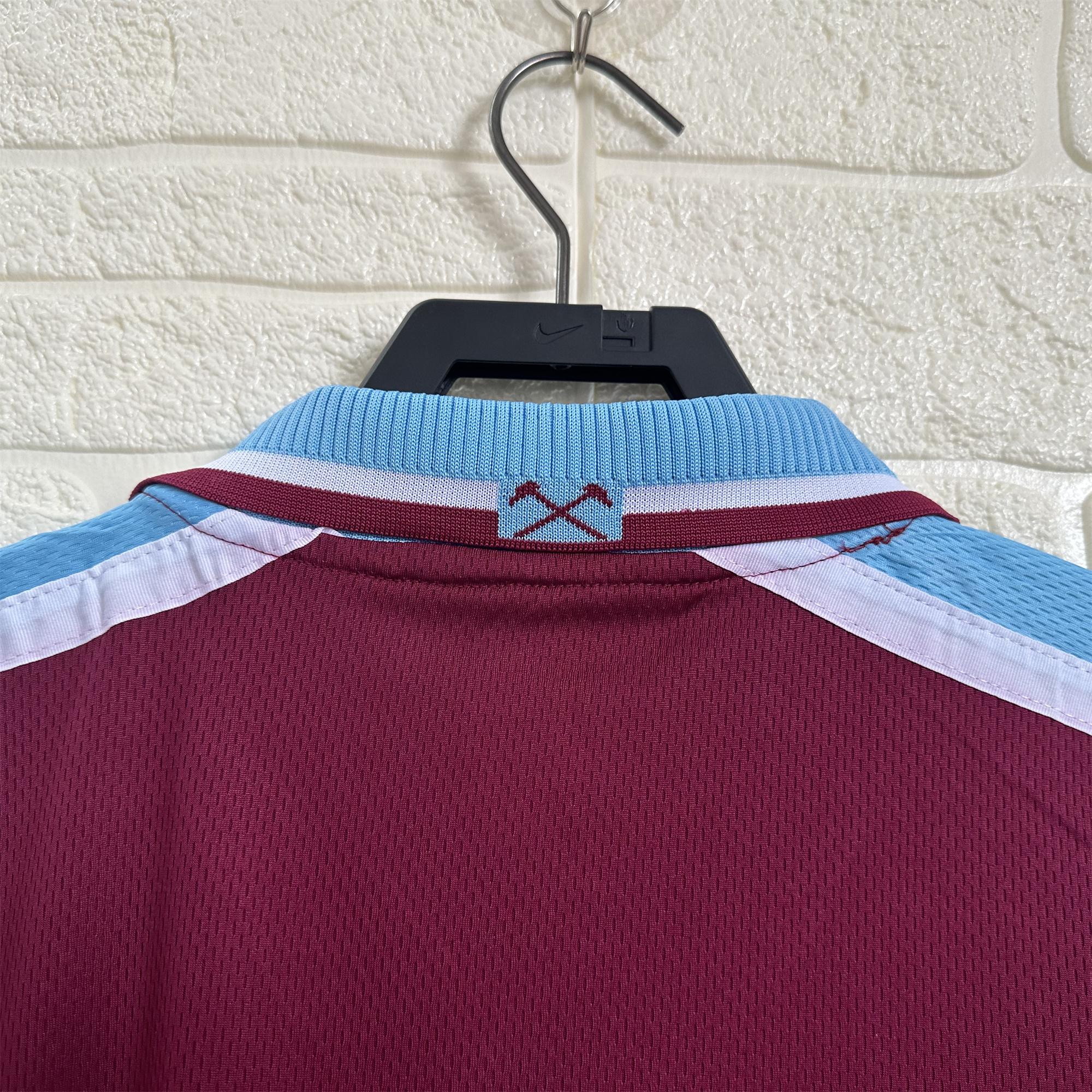 Retro West Ham United 1999-00 Home Jersey - ManixJersey