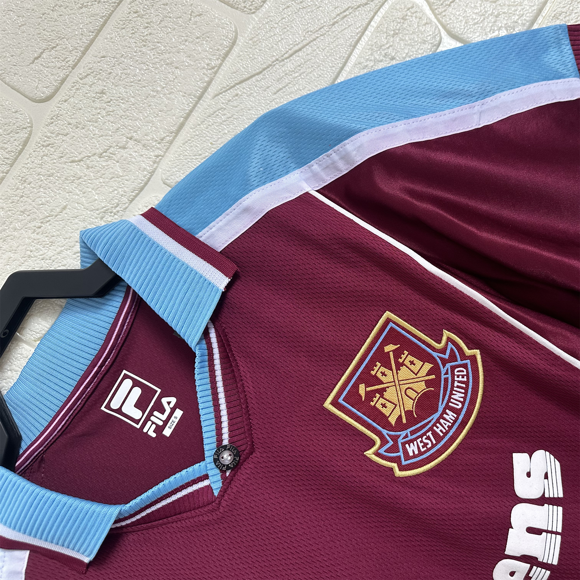 Retro West Ham United 1999-00 Home Jersey - ManixJersey