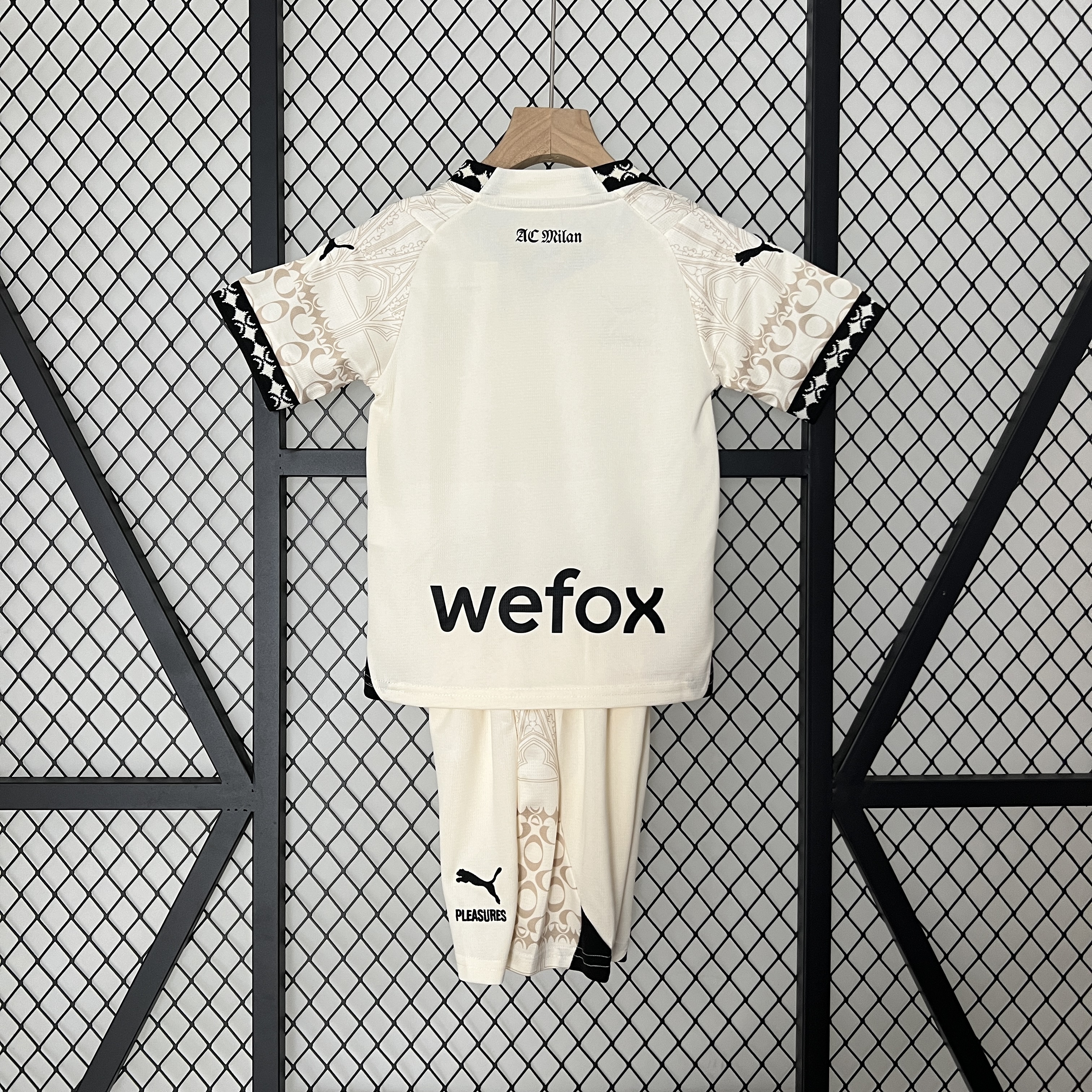 AC Milan 23-24 Fourth Goalkeeper Kids Kit - ManixJersey