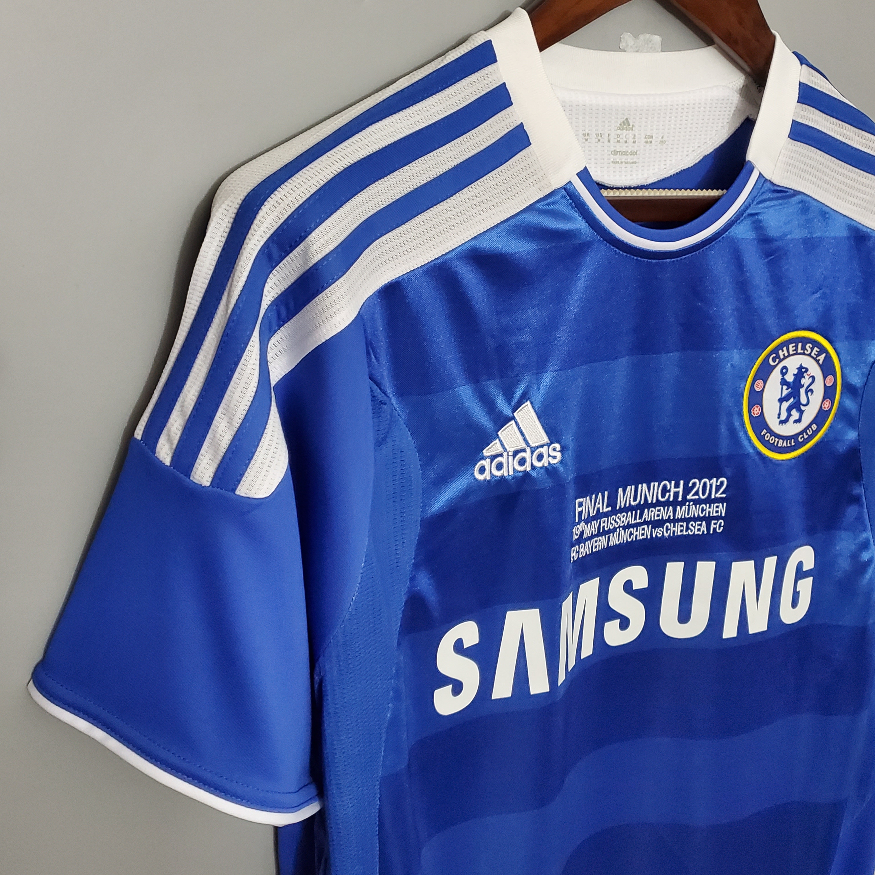 Retro CHELSEA 2011-12 Home Stadium Jersey - Champions League Final - ManixJersey