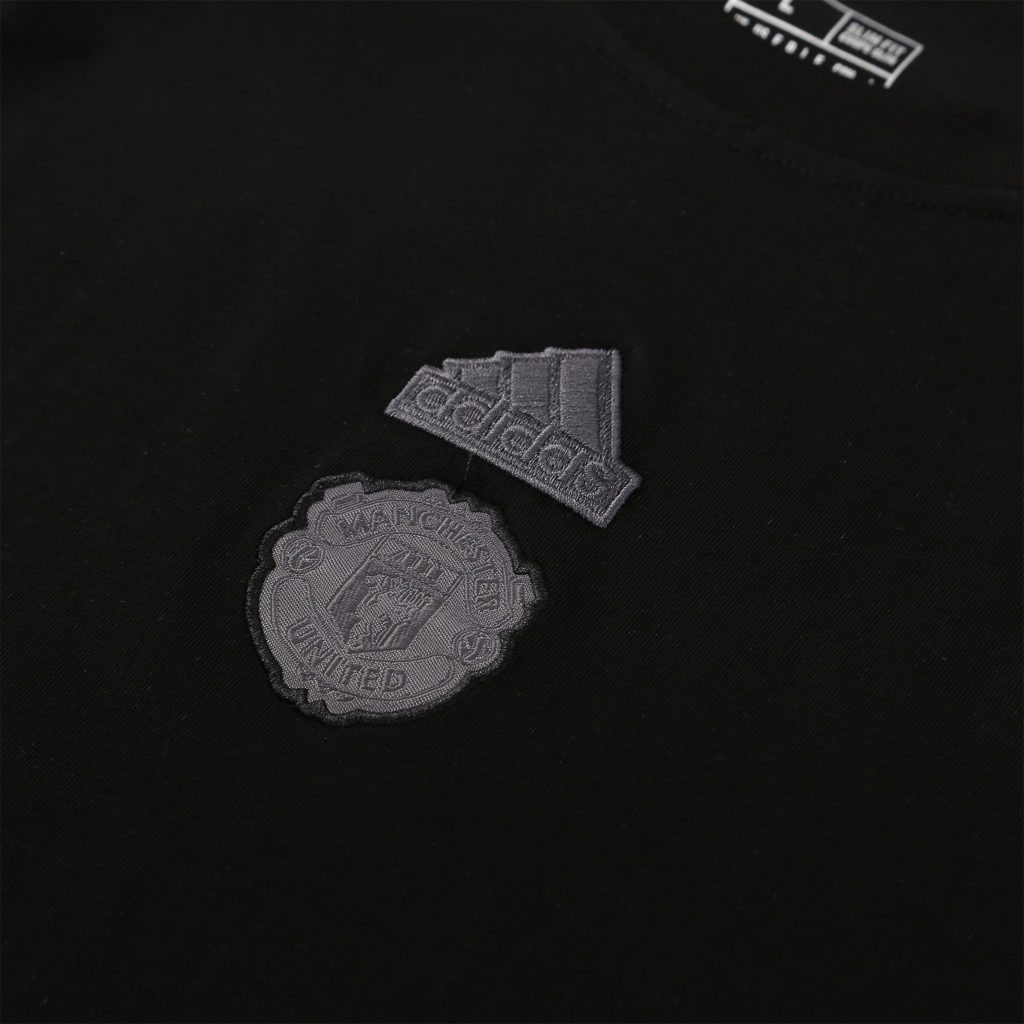 Manchester United 24-25 Short-Sleeve Training Set - Black Top & Shorts - ManixJersey