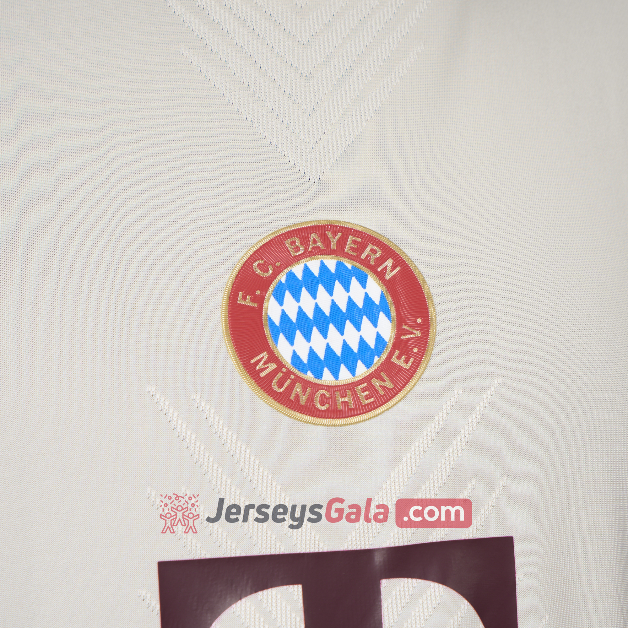Bayern Munich 24-25 Apricot & Red Training Jersey - Player Version - ManixJersey
