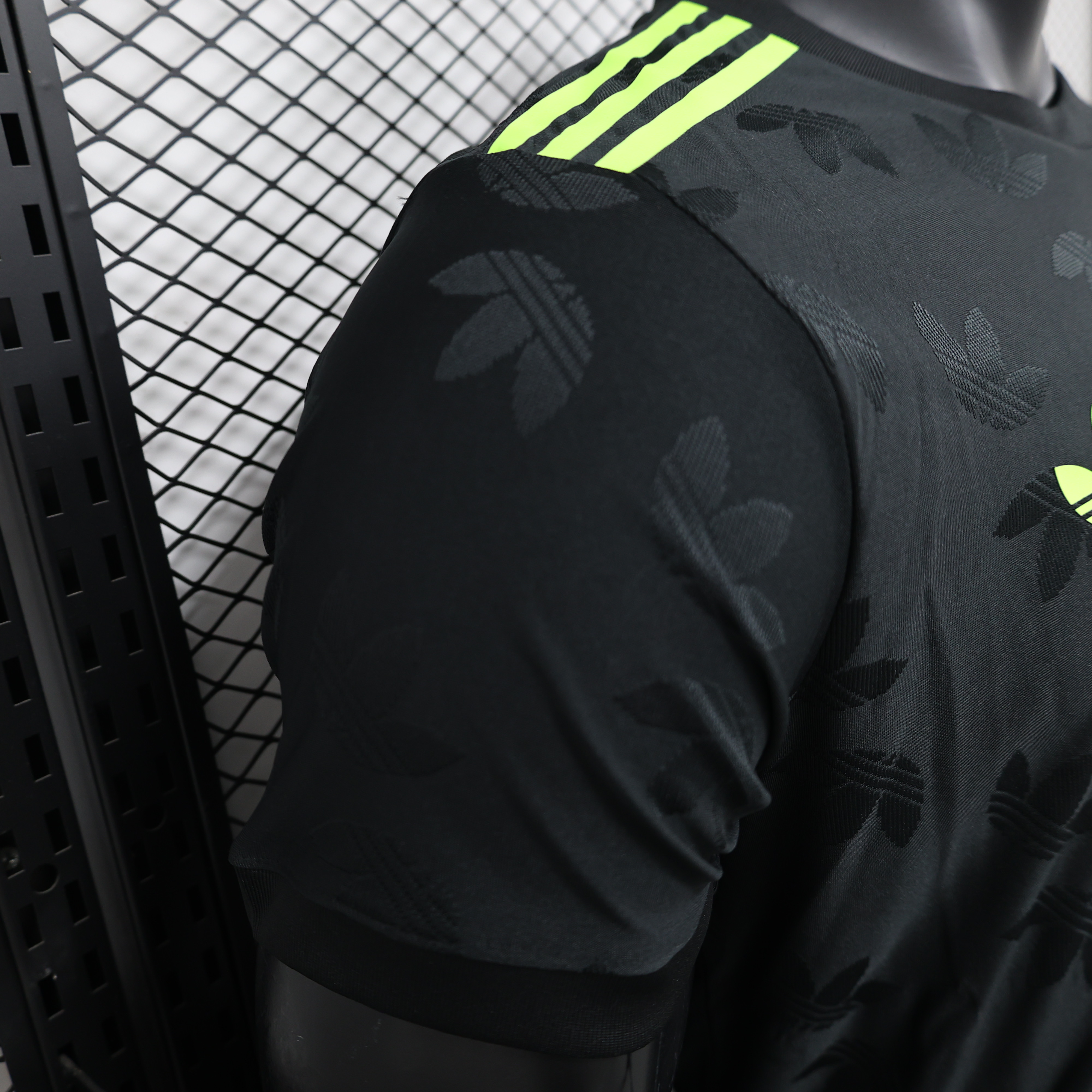 Juventus 24-25 Black Special Edition Jersey - Player Version - ManixJersey