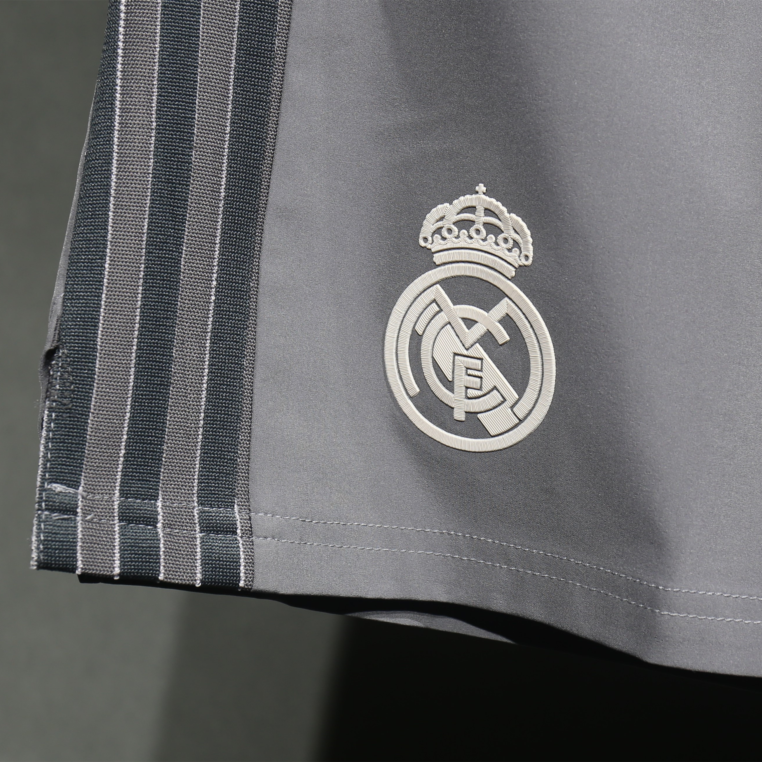 Real Madrid 24-25 Third Shorts - Player Version - ManixJersey