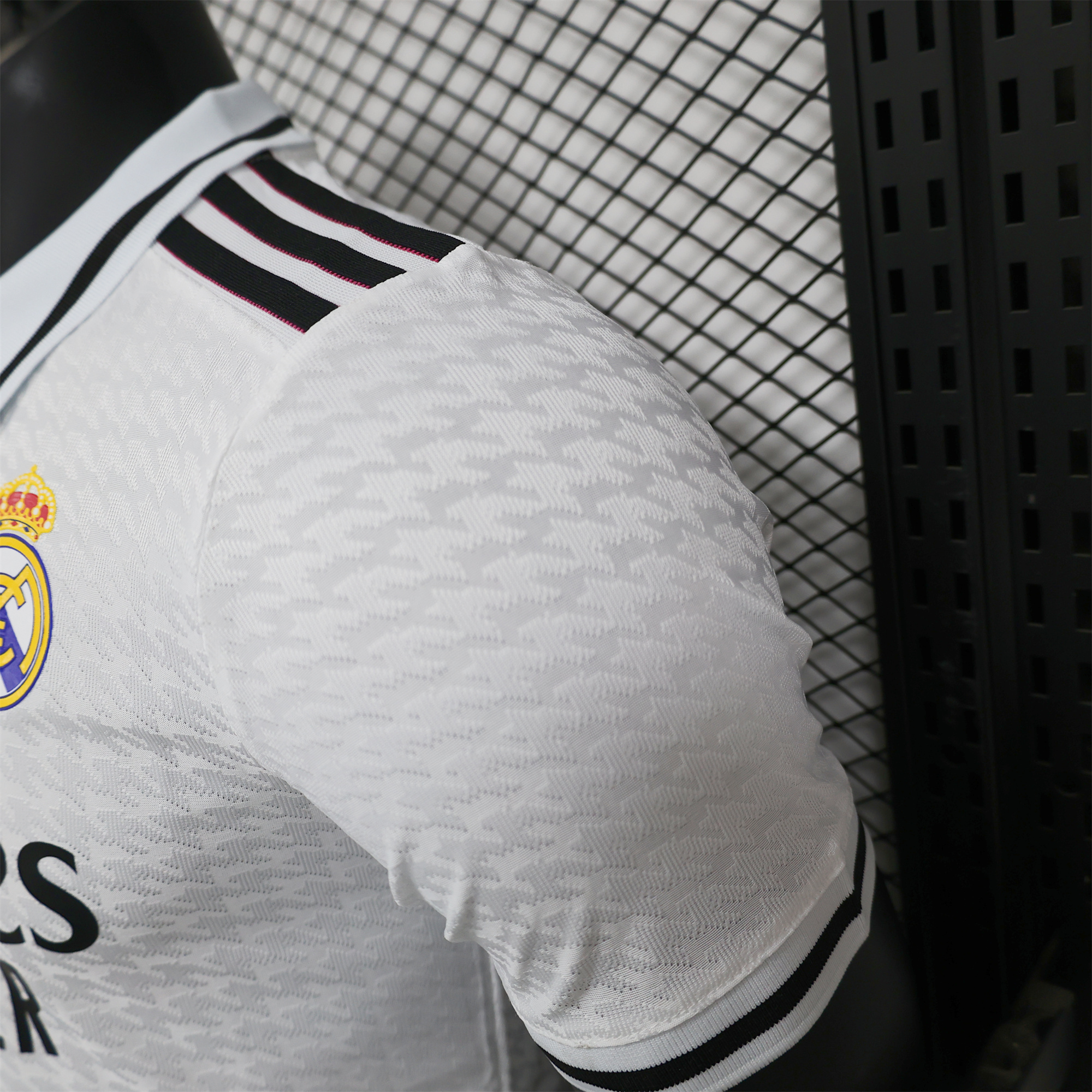 Real Madrid 24-25 Originals White POLO Jersey - Player Version - ManixJersey