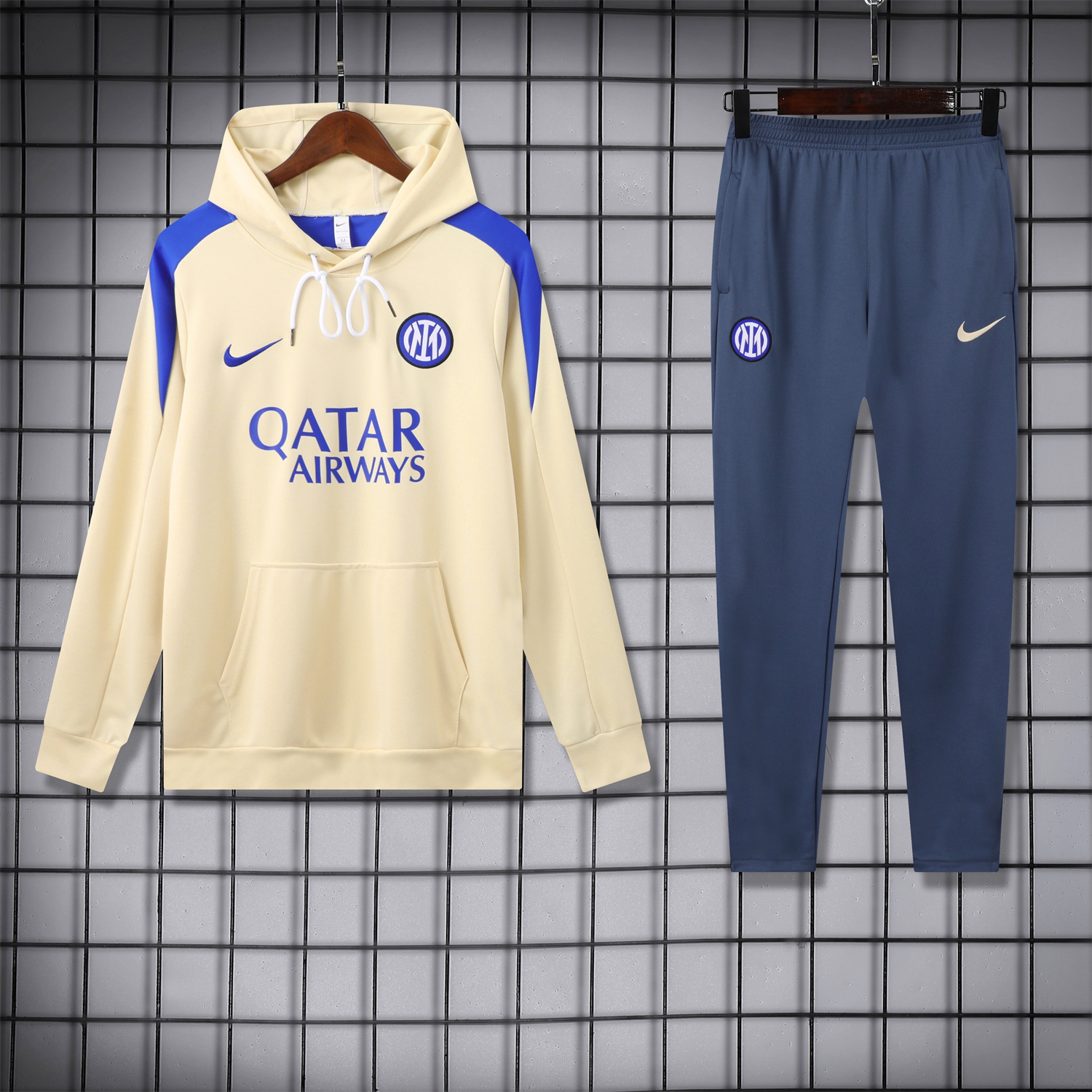 Inter Milan 24-25 Training Hoodie Set - Yellow Hoodie and Blue - Gray Pants - ManixJersey