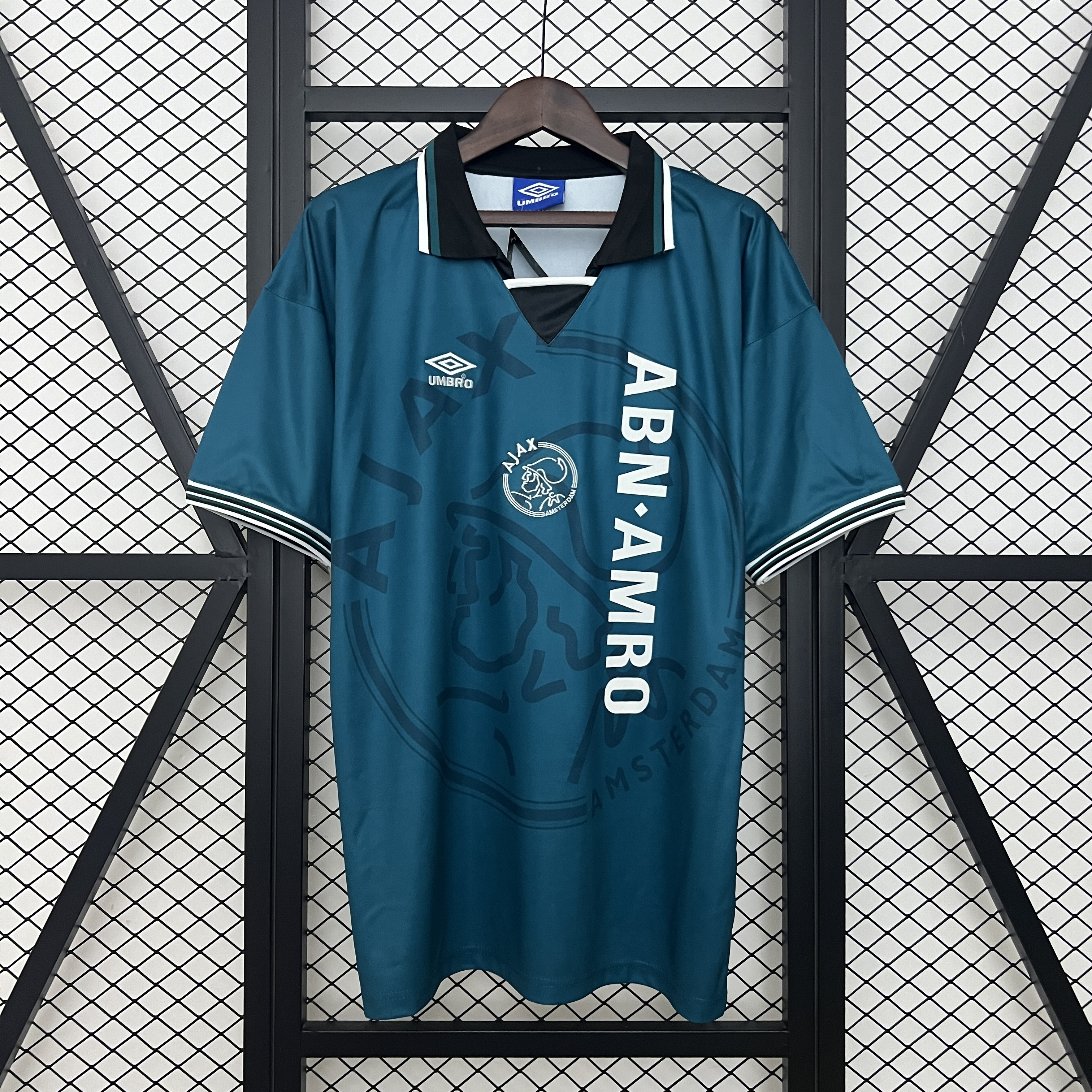 Retro Ajax 1995-96 Away Jersey - ManixJersey
