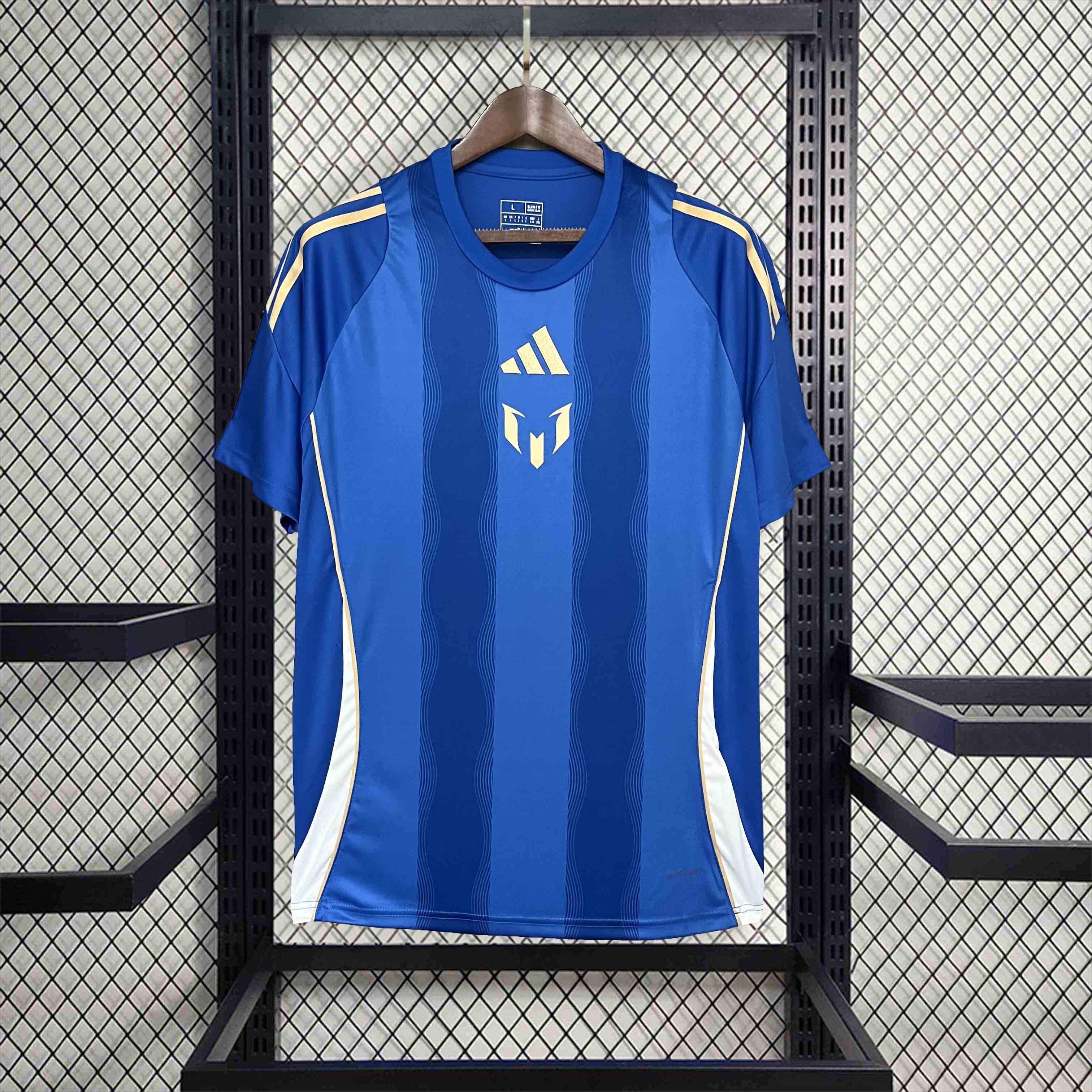 Argentina M-E-.S-S-I 2024 Blue Training Jersey - Fans Version - ManixJersey