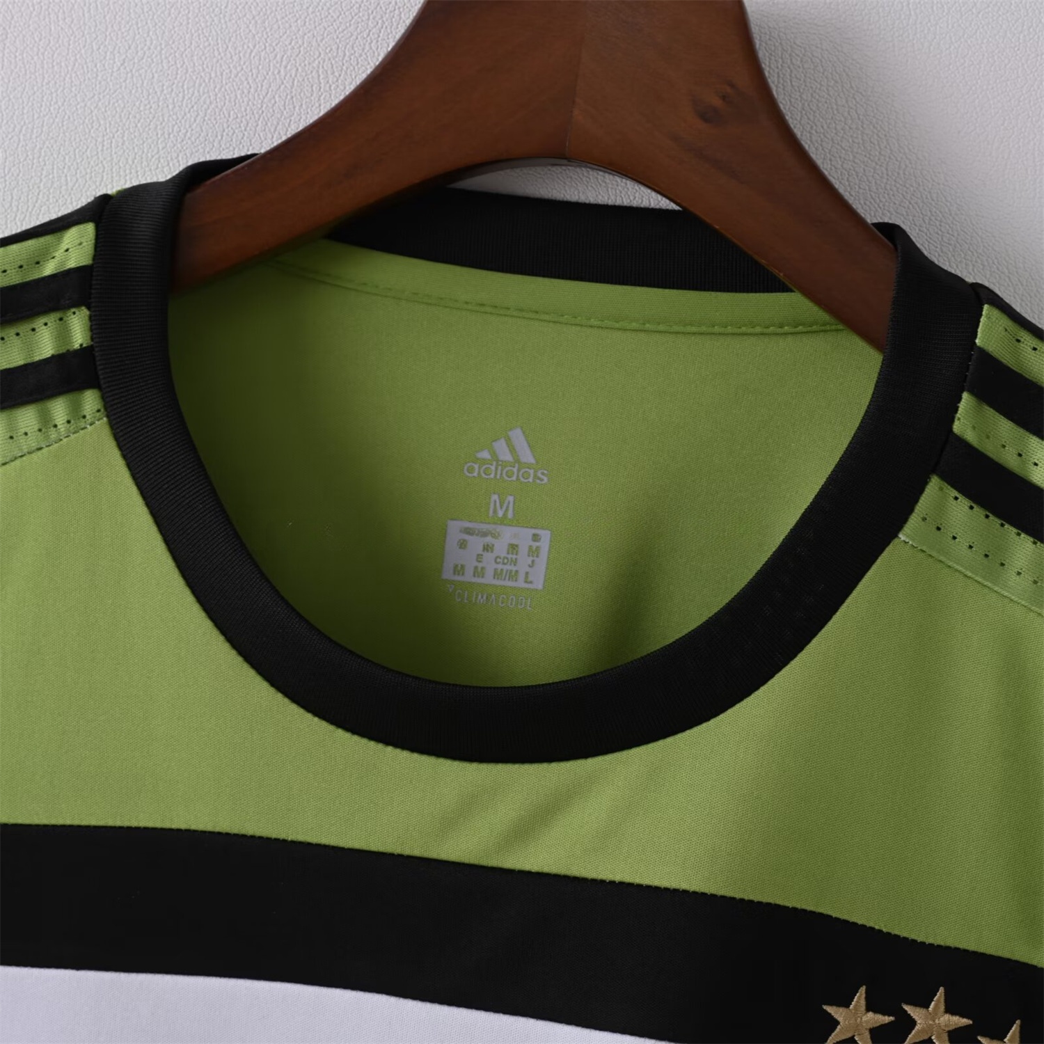 Retro Juventus 2017-18 Third Jersey - ManixJersey