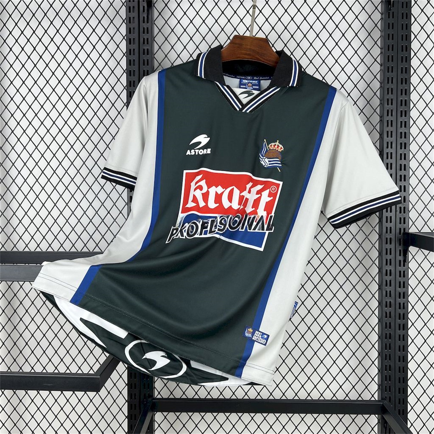Retro Real Sociedad 2000-02 Away Jersey - ManixJersey