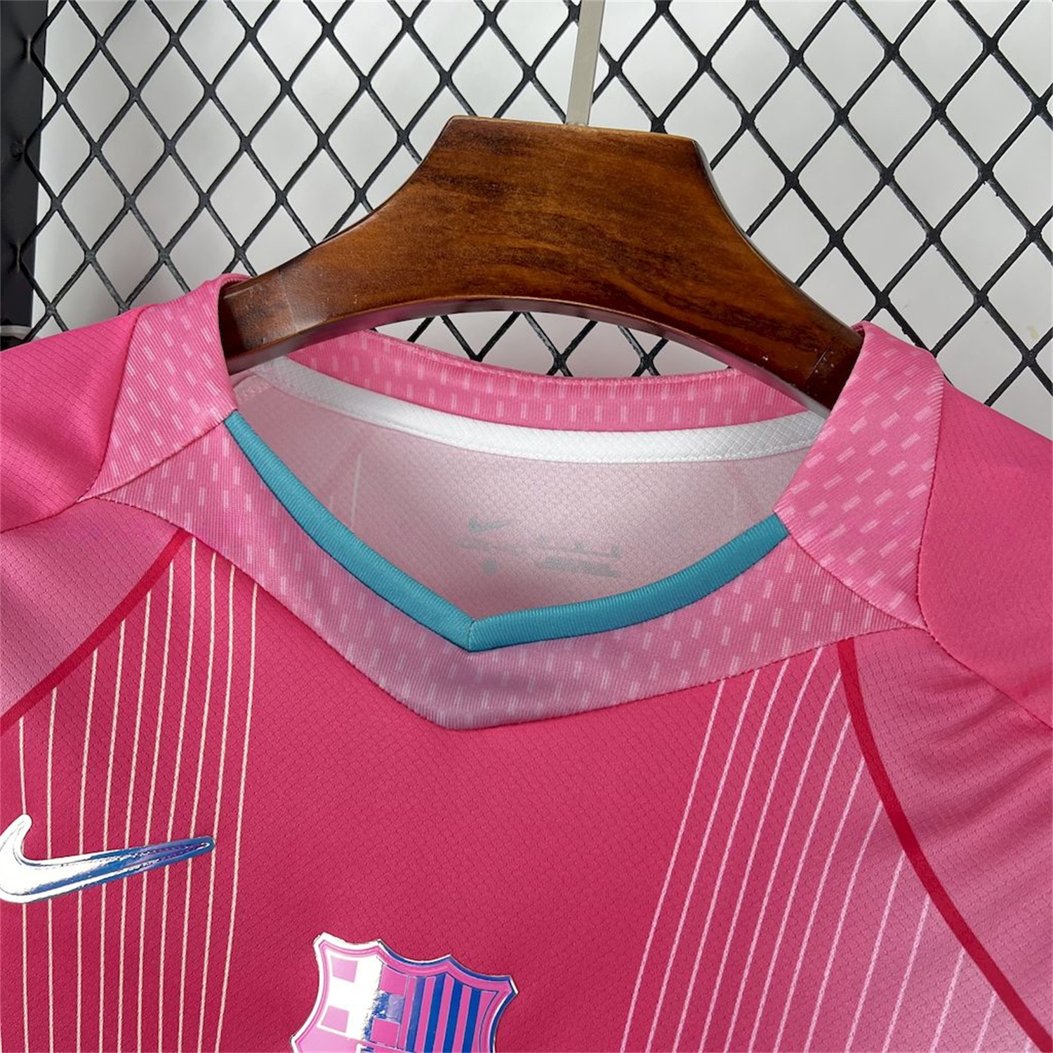 B.A.R.S.A 25-26 T90 White Lines Pink Gradient Special Jersey - Fans Version - ManixJersey