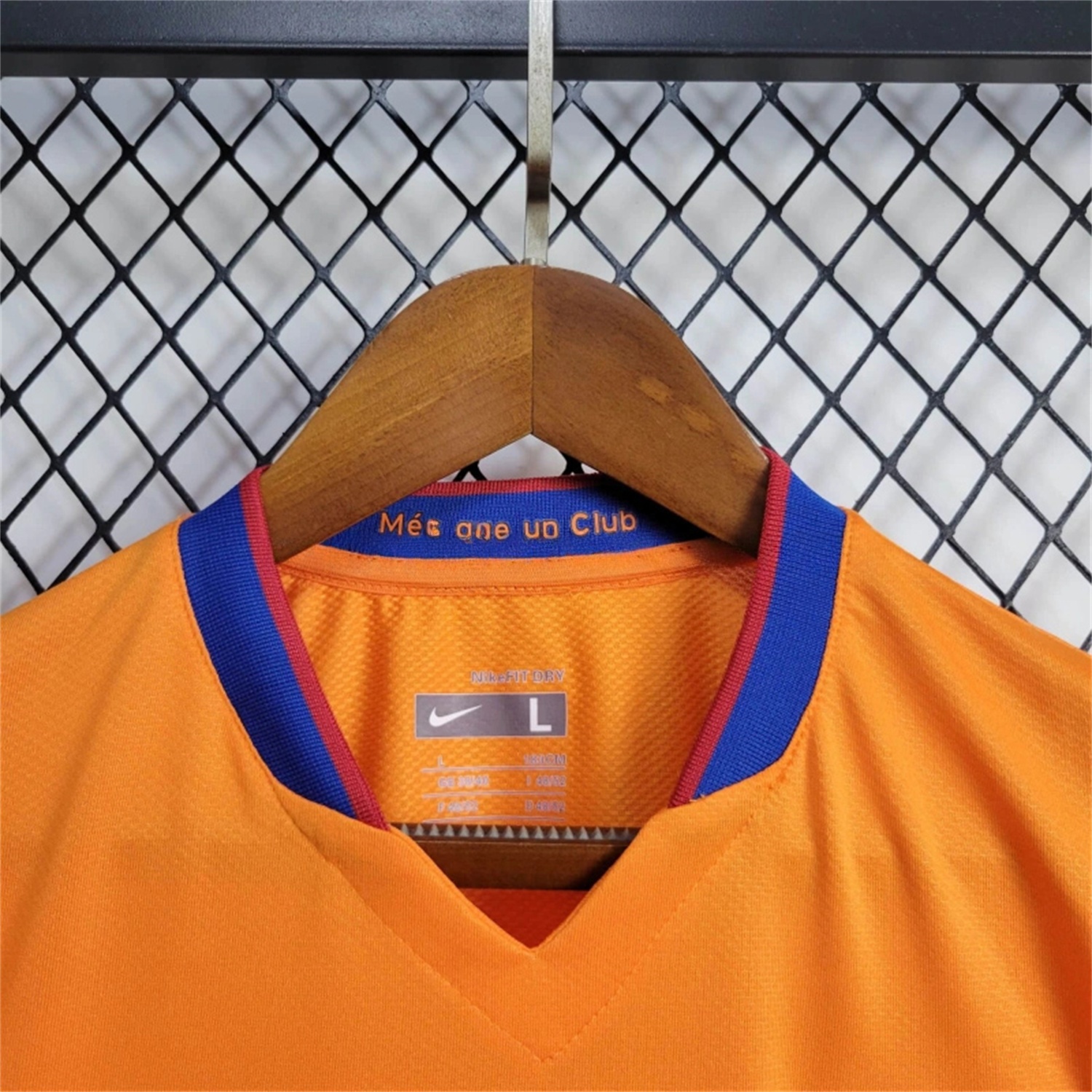 B.A.R.S.A Retro 06-07 Away Jersey - ManixJersey