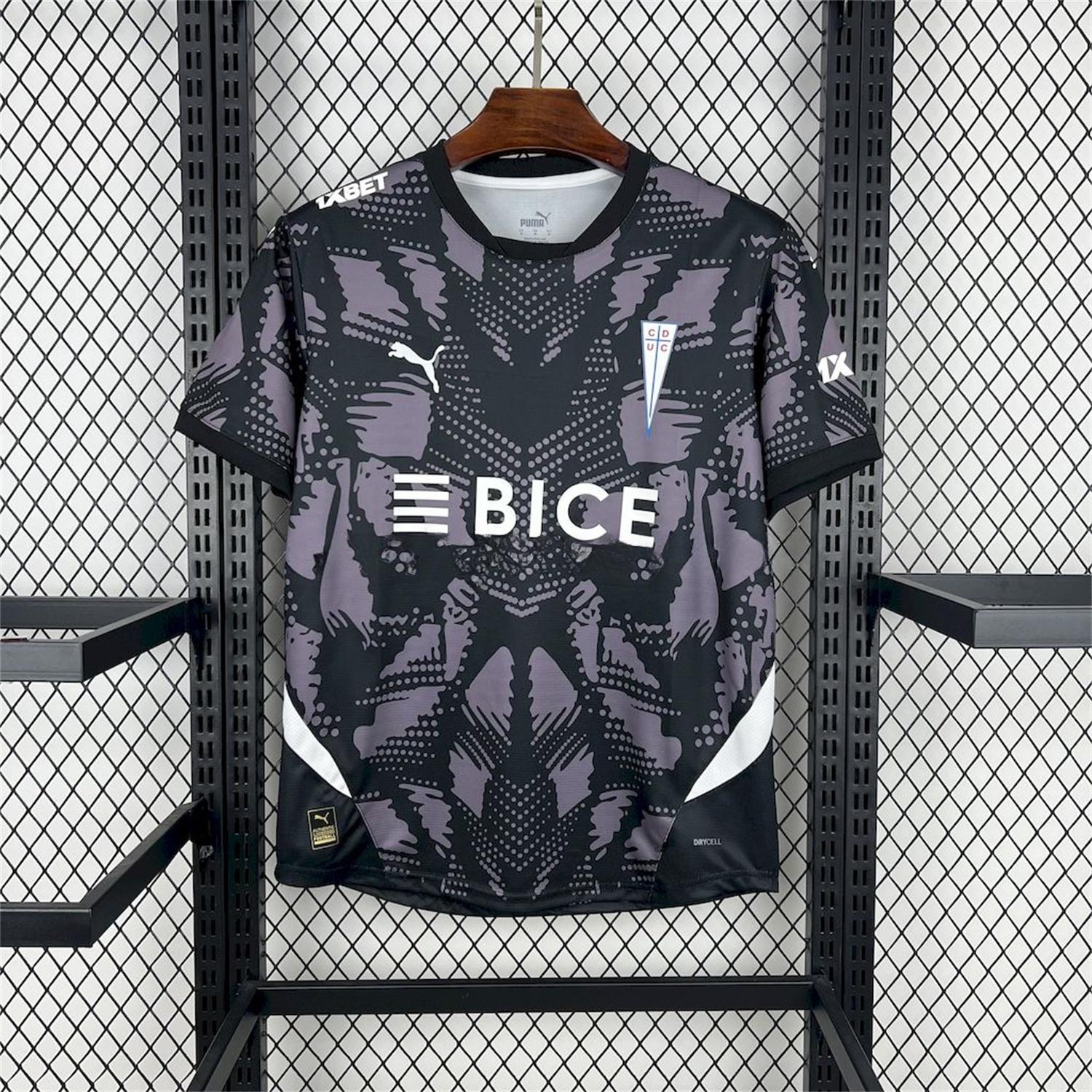 Universidad Católica del Chile 2025 Black GK Goalkeeper Jersey - Fans Version - ManixJersey