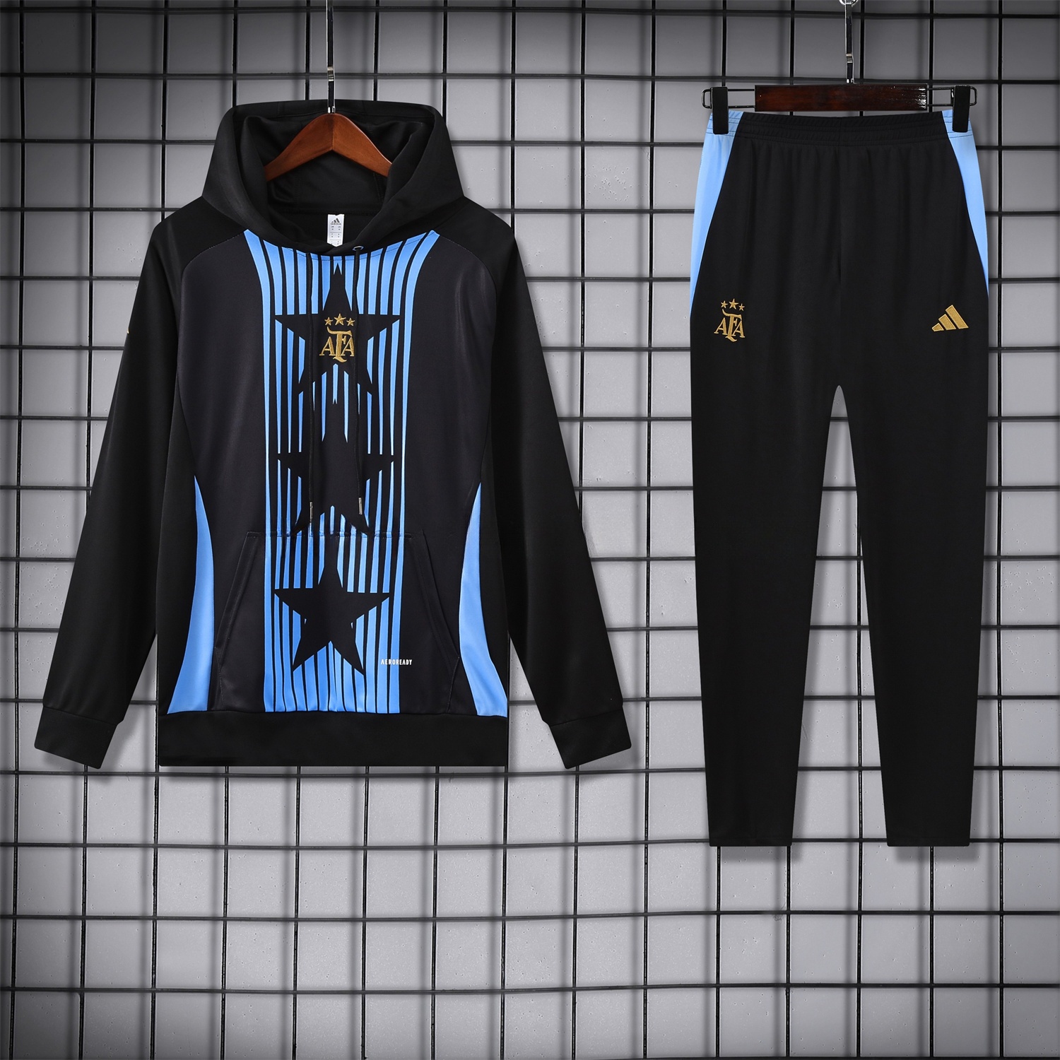 Argentina 24-25 Three-Stars Training Hoodie Set - Black Top and Pants - ManixJersey