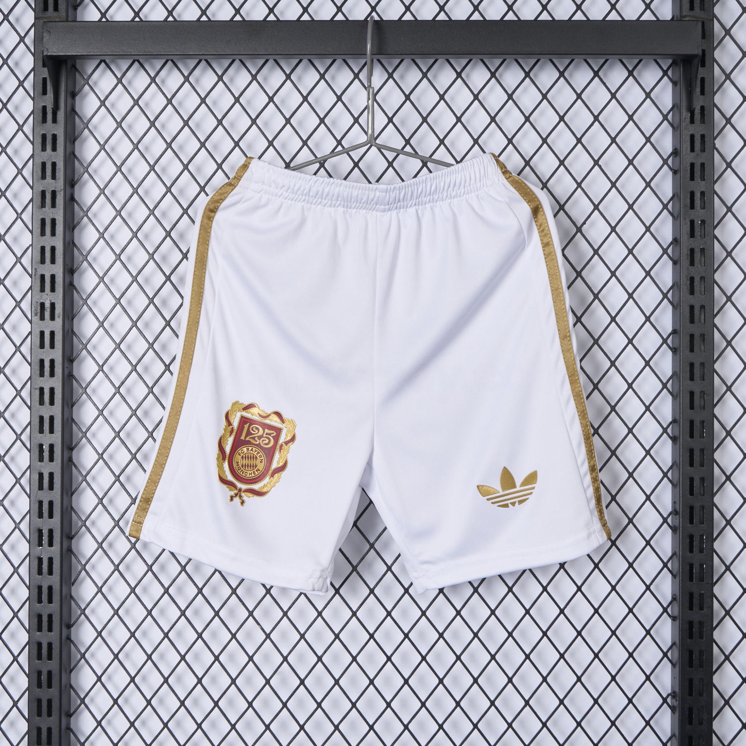 Bayern Munich 2025 White 125th Anniversary Shorts - Fans Version - ManixJersey