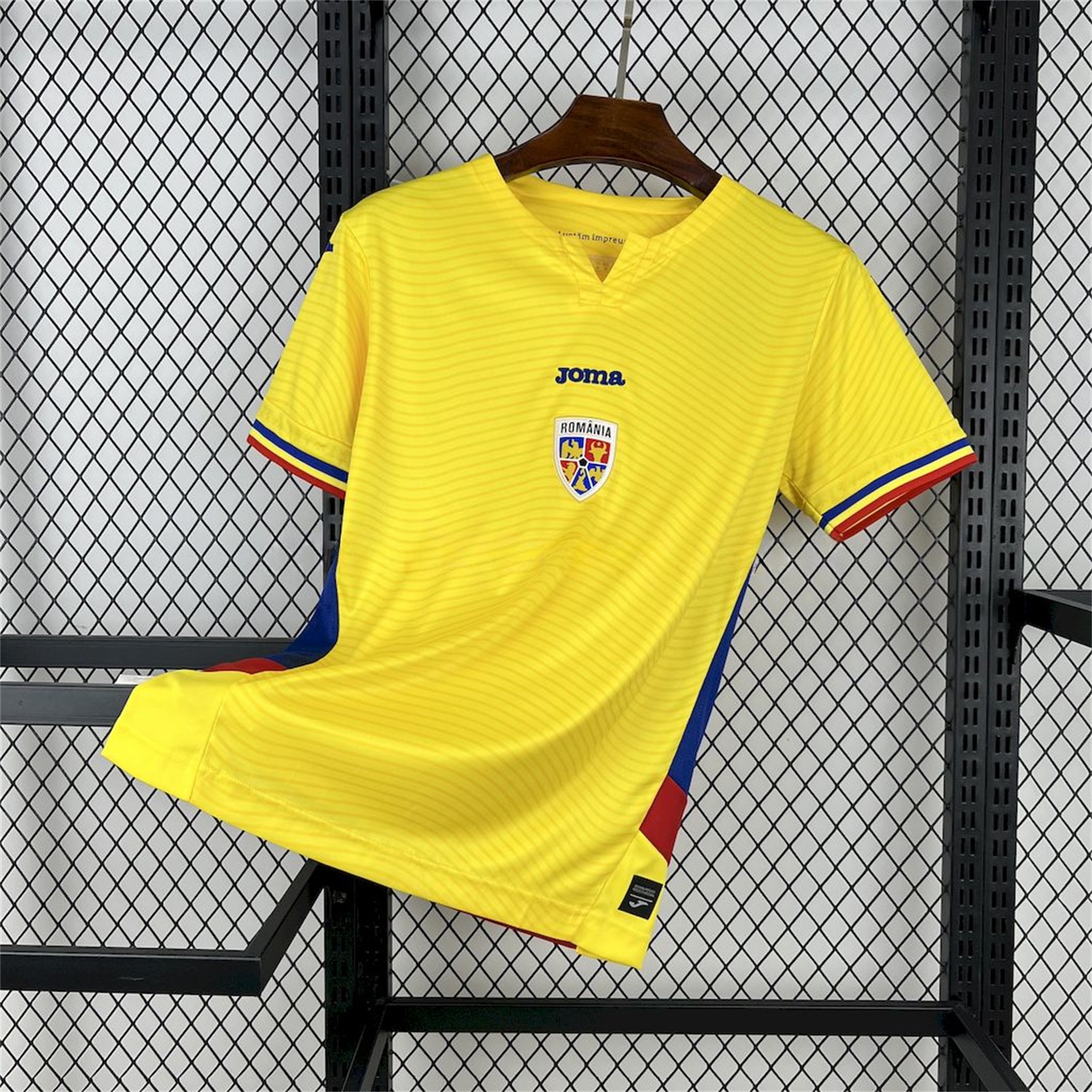 Romania 2025-26 Home Jersey - Fans Version - ManixJersey