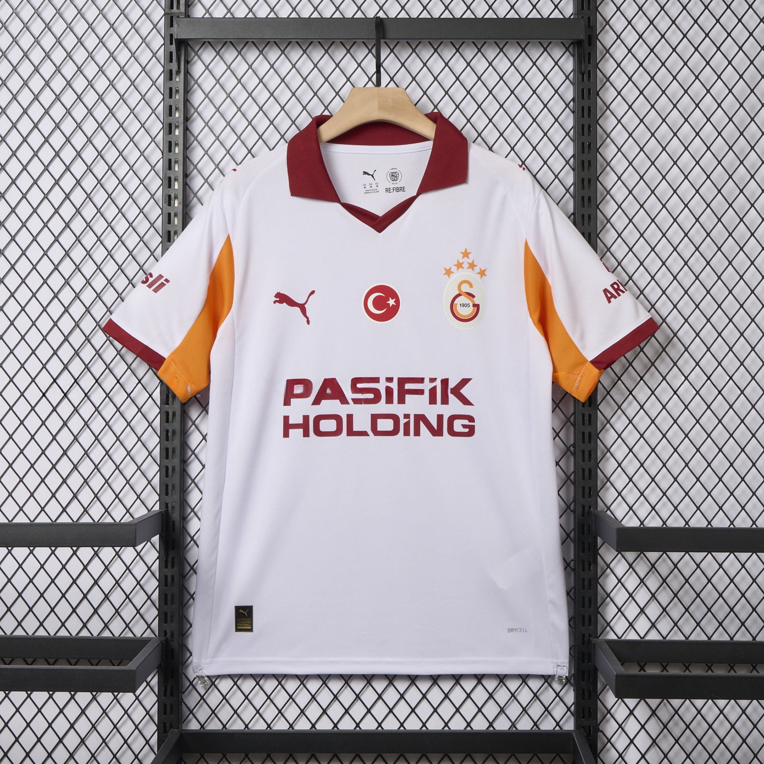 Galatasaray 25-26 Away Jersey with Five Stars - Fans Version - ManixJersey