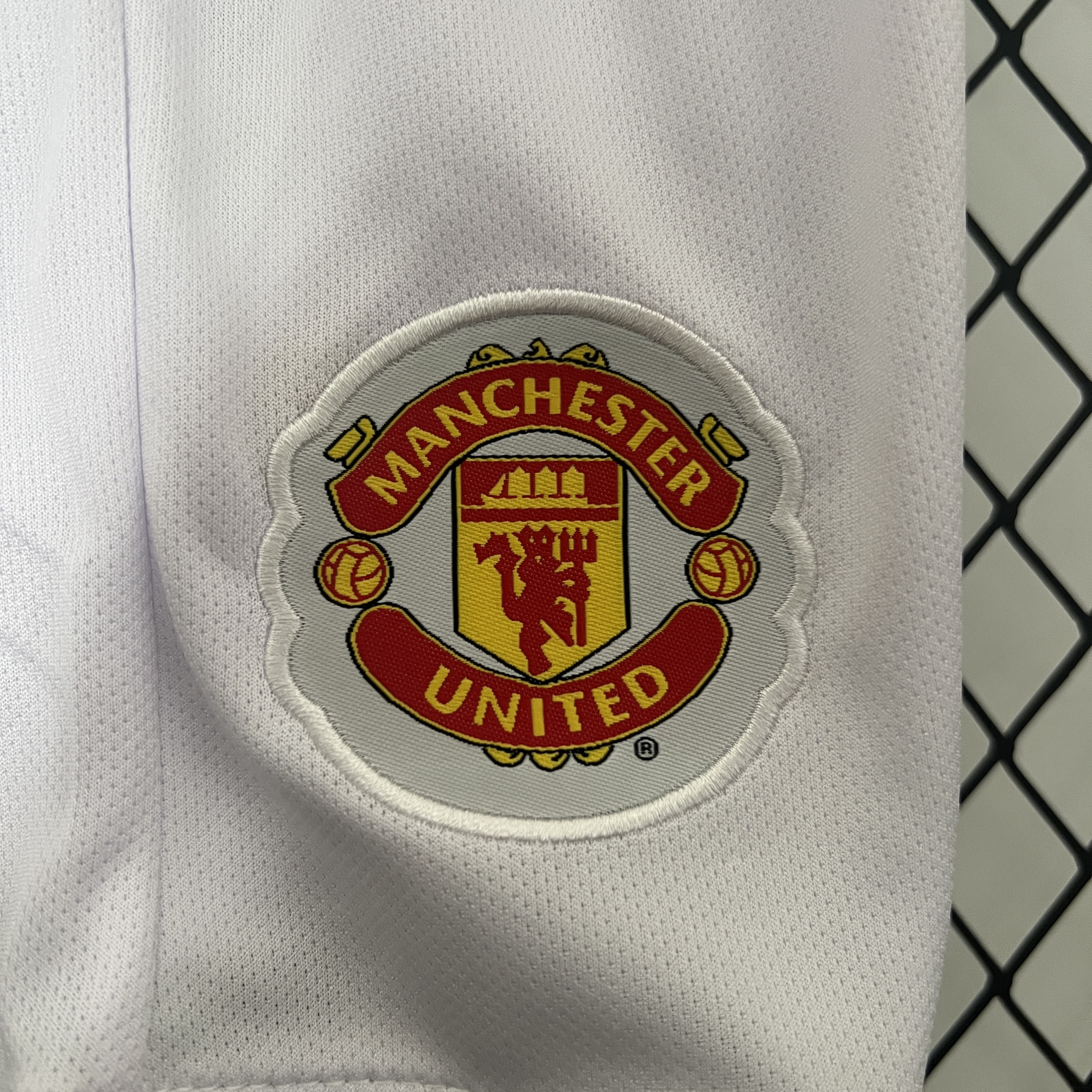 Retro Manchester United 2007-08 Away Stadium Kids Kit - ManixJersey