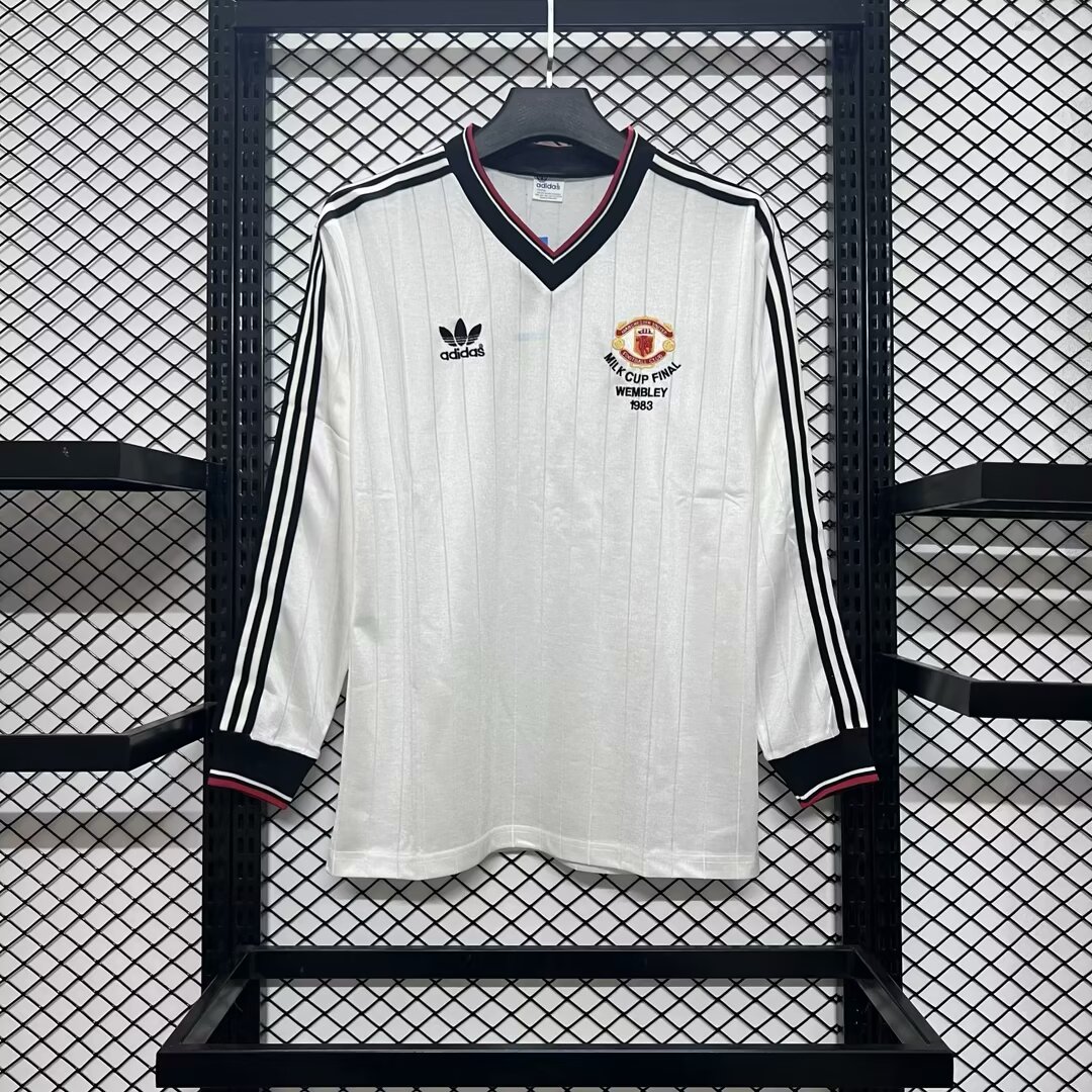 Retro Manchester United 82-84 Away Long Sleeve Jersey League Cup Final - ManixJersey