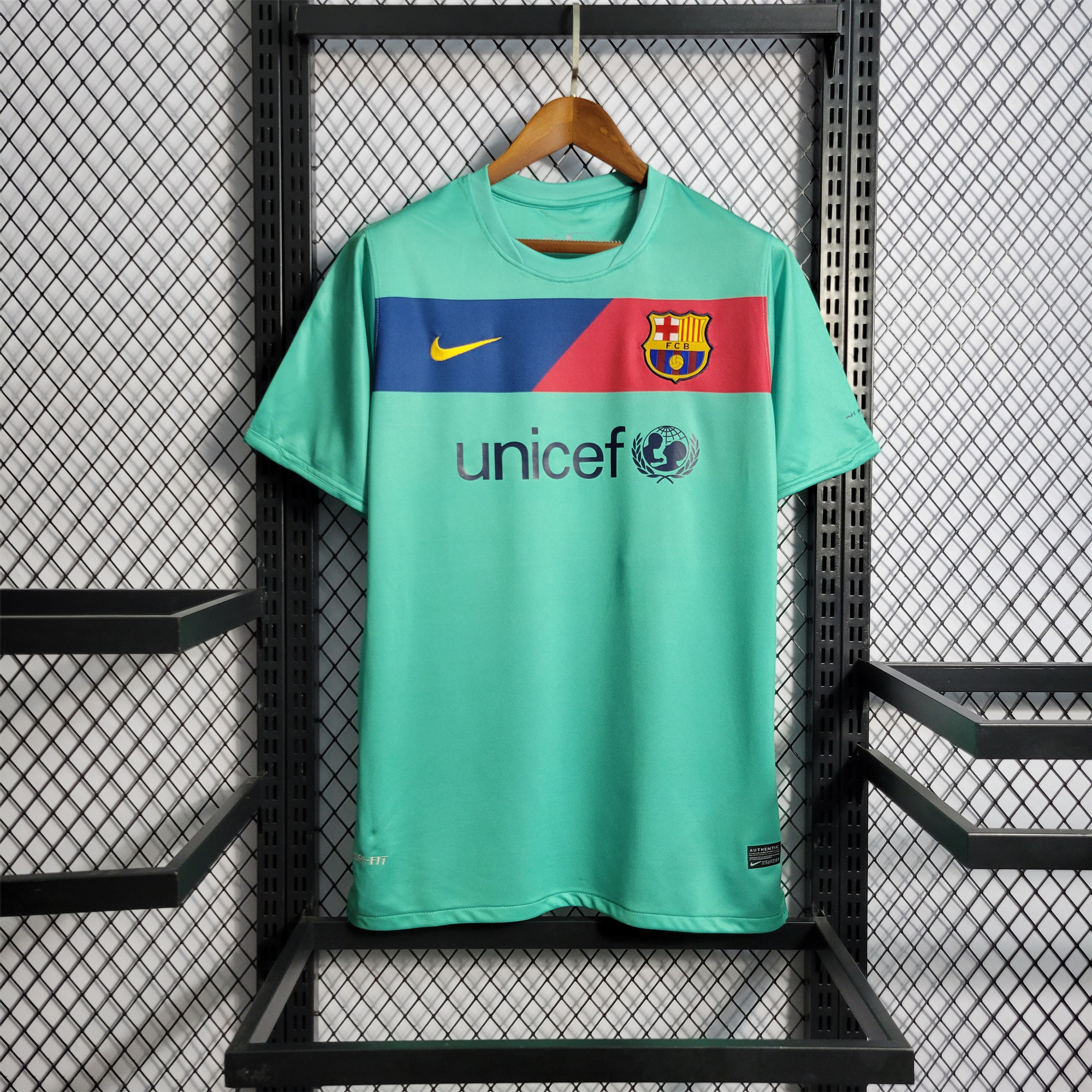 Retro Barcelona 10-11 Away Stadium Jersey - ManixJersey