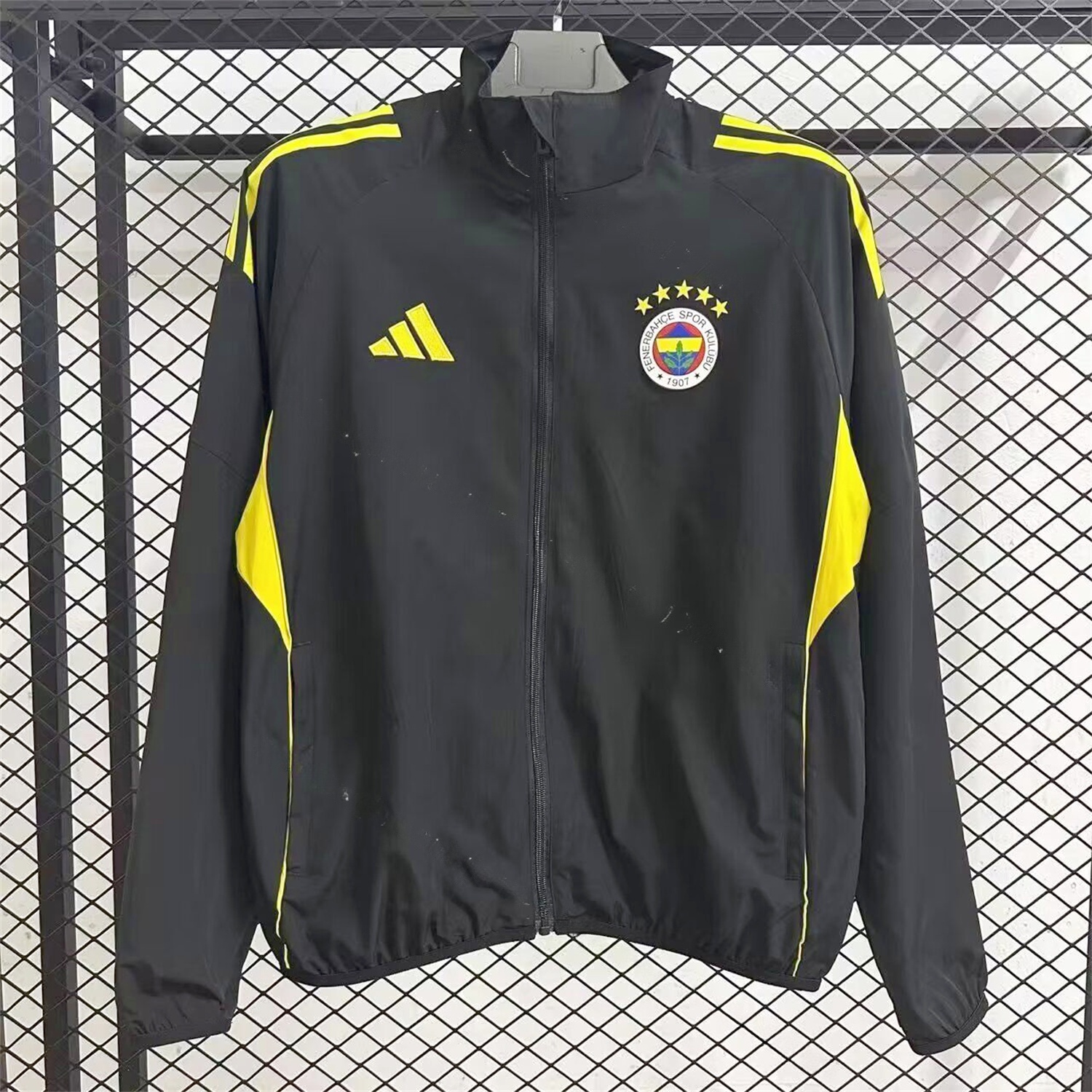 Fenerbahce 25-26 Windbreaker Jacket - Black - ManixJersey