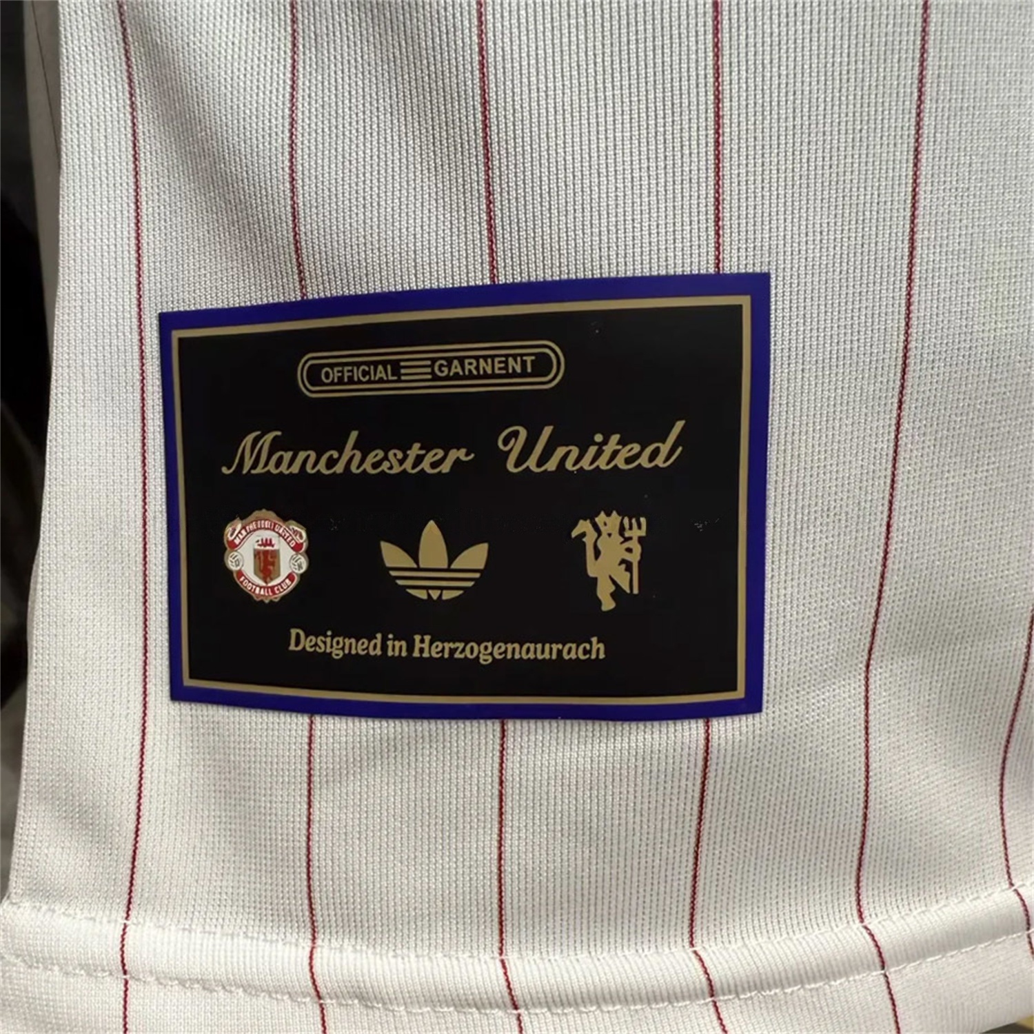 Manchester United 25-26 Trefoil Red Lines White Travel Jersey - Player Version - ManixJersey