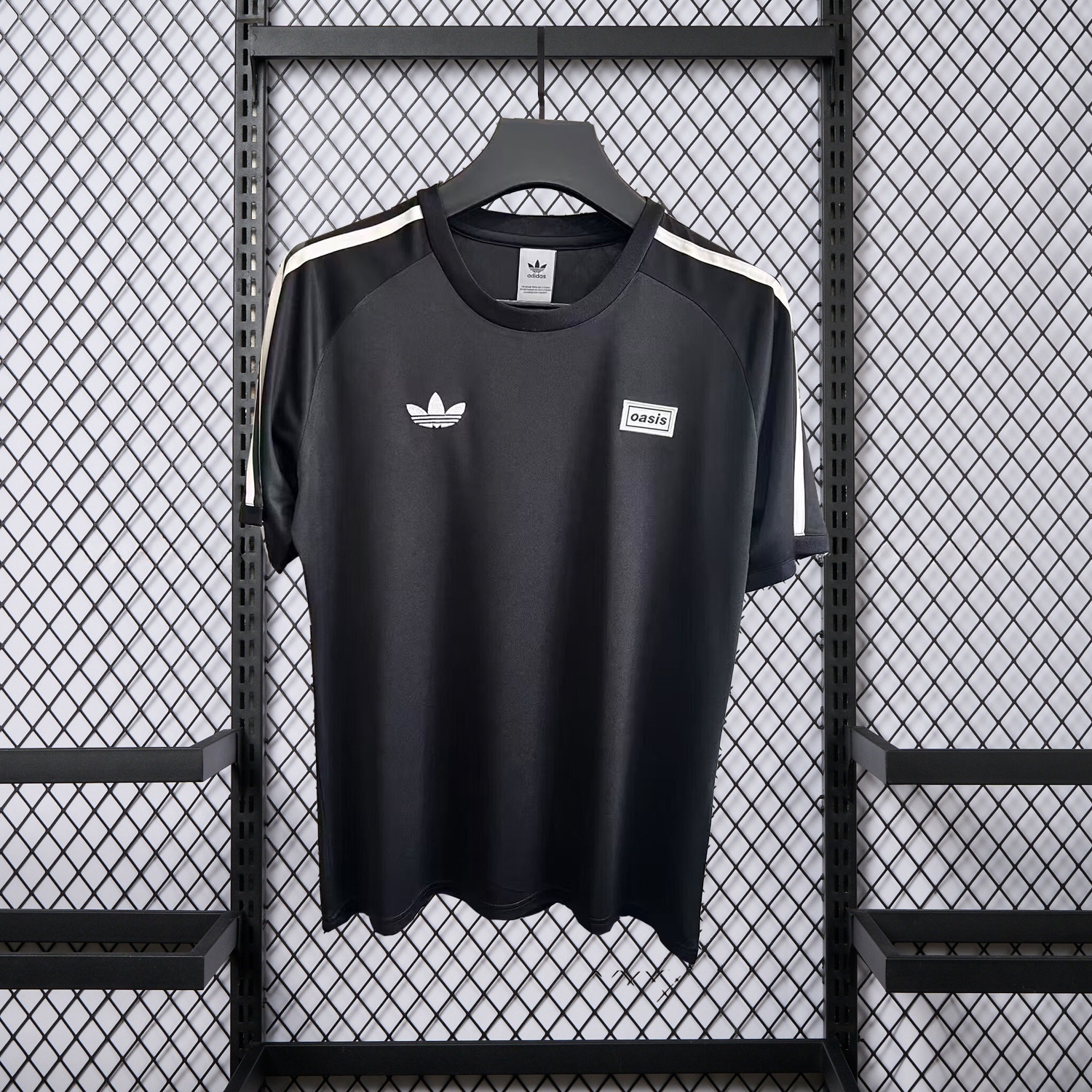 Adidas 25-26 Oasis Originals Tour Black Jersey - Fans Version - ManixJersey