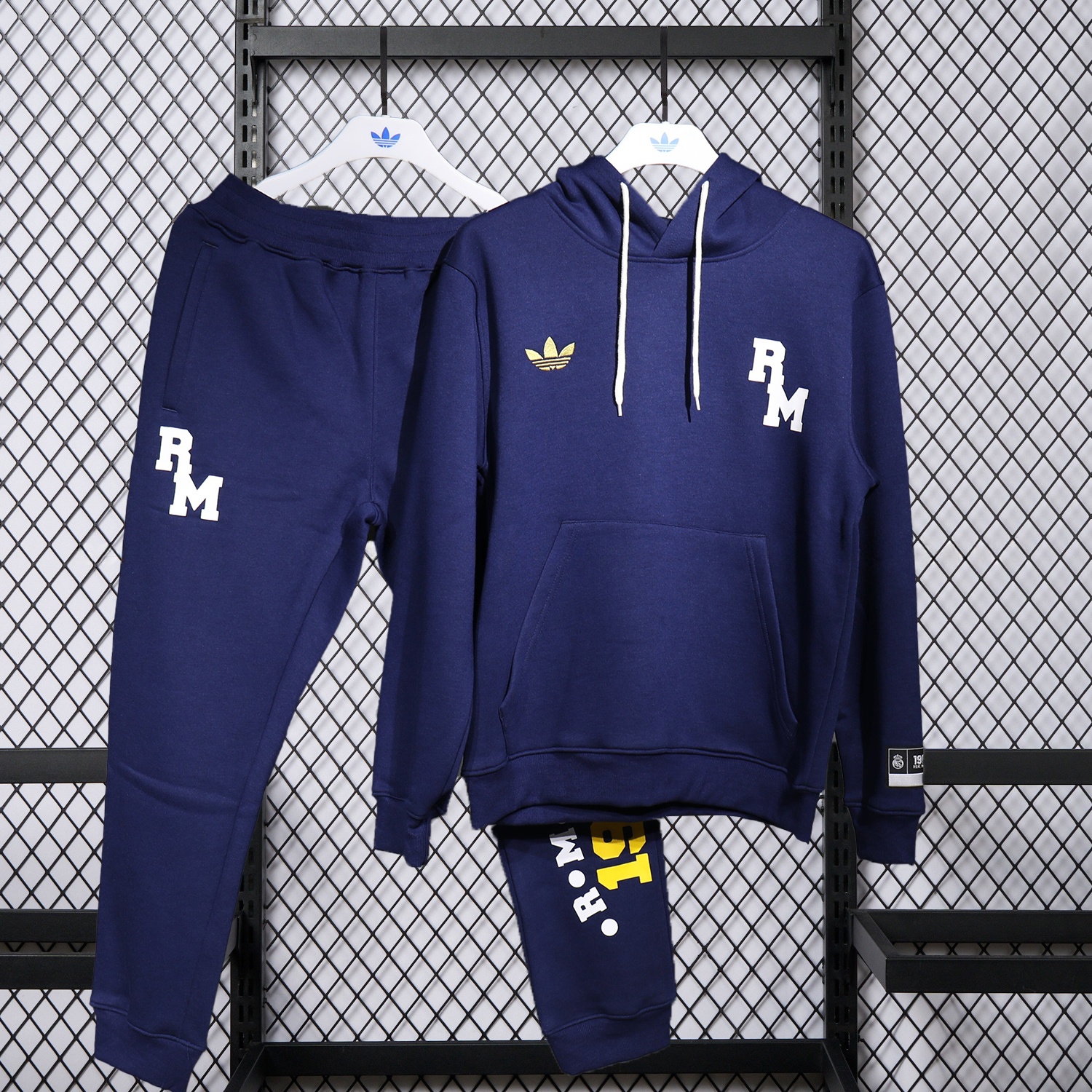 Real Madrid 25-26 Pure Color 1902 Training Set - Dark Blue Top and Dark Blue Pants - ManixJersey