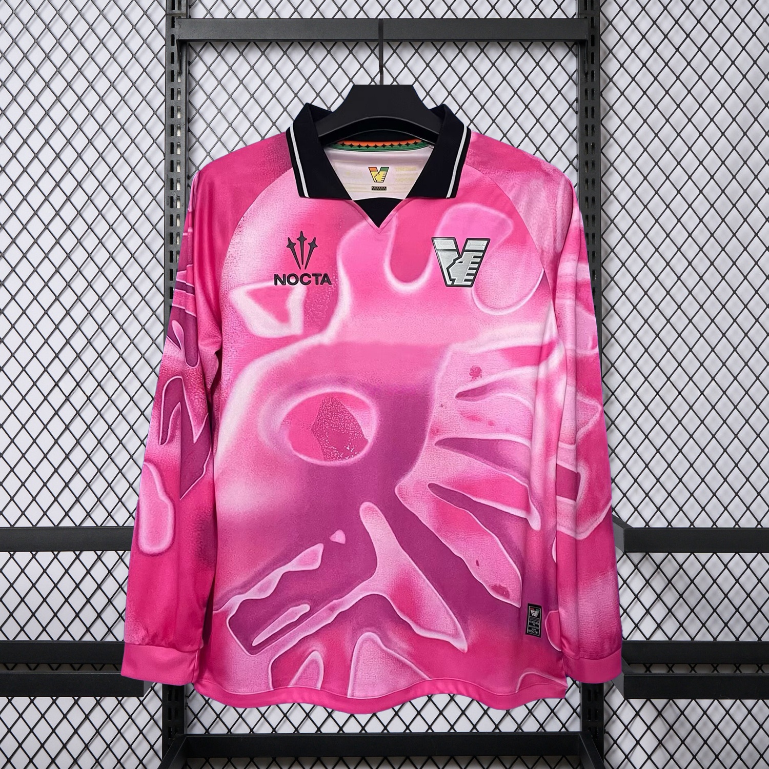 Venezia FC 25-26 Goalkeeper Pink Unsponsored Long Sleeves Jersey - Fans Version - ManixJersey