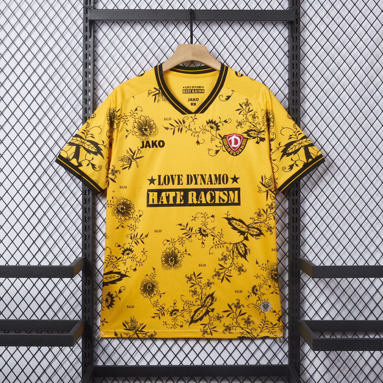 Dynamo Dresden 25-26 HATE RACISM Special Jersey - Fans Version - ManixJersey