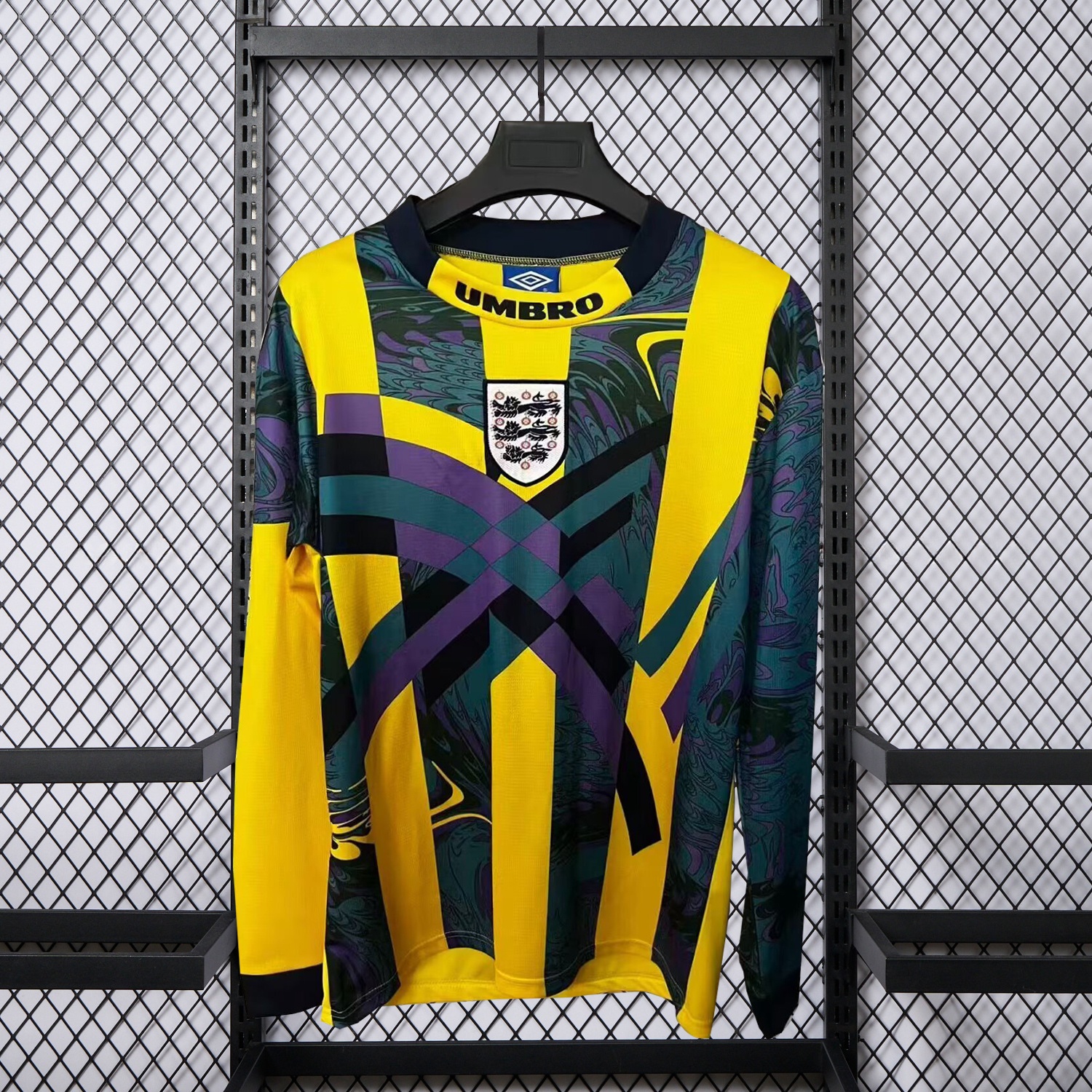 Retro England 1995 Yellow Goalkeeper Long Sleeve Jersey - ManixJersey
