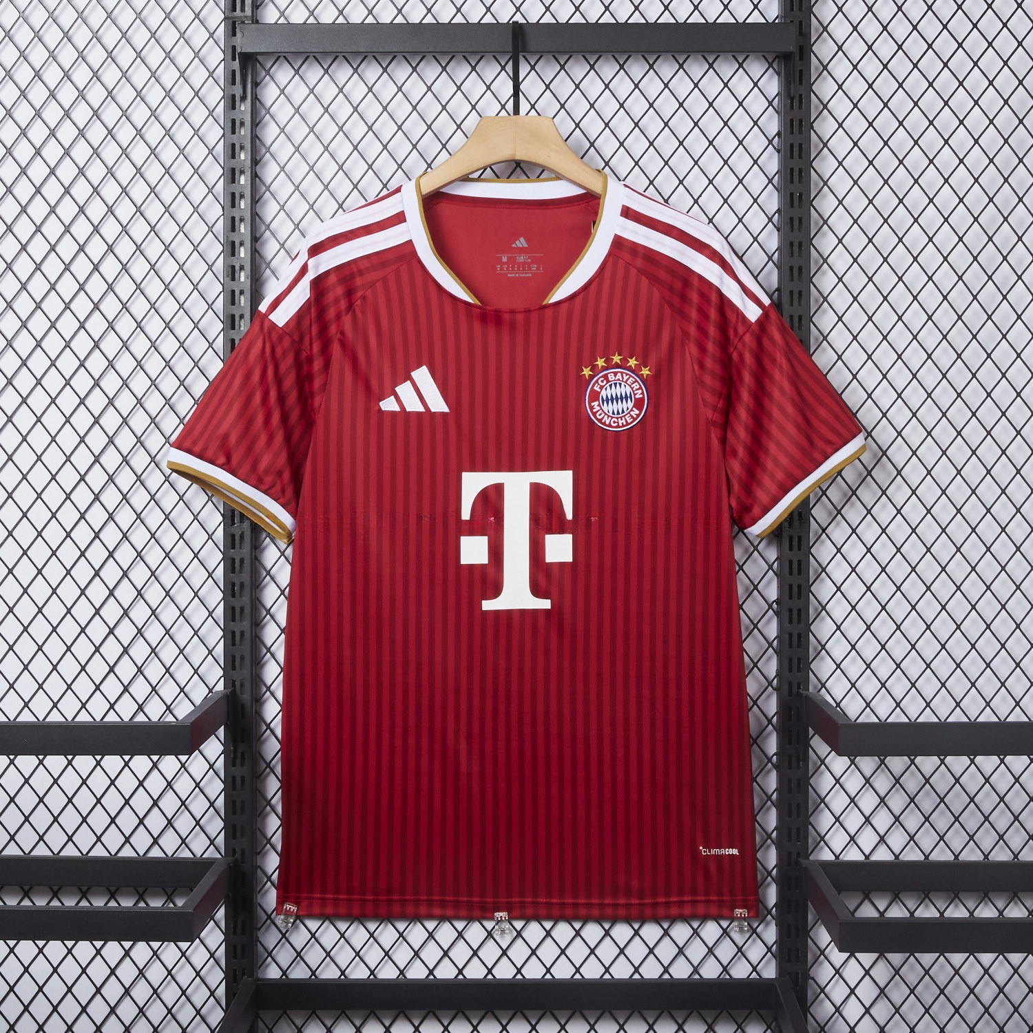 Bayern Munich 26-27 Home Jersey - Fans Version - ManixJersey