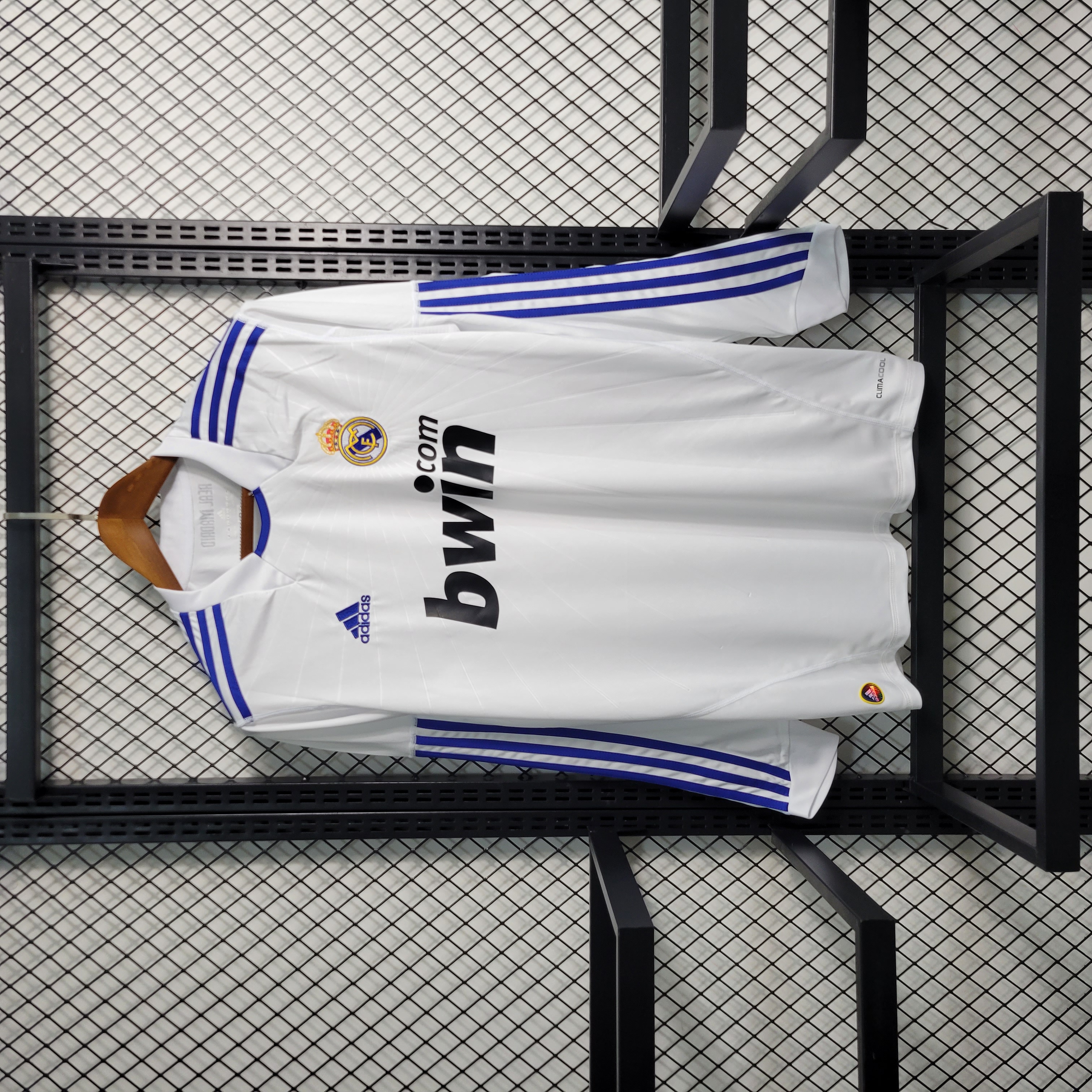 Retro Real Madrid 10-11 Home Stadium Long Sleeve Jersey - ManixJersey