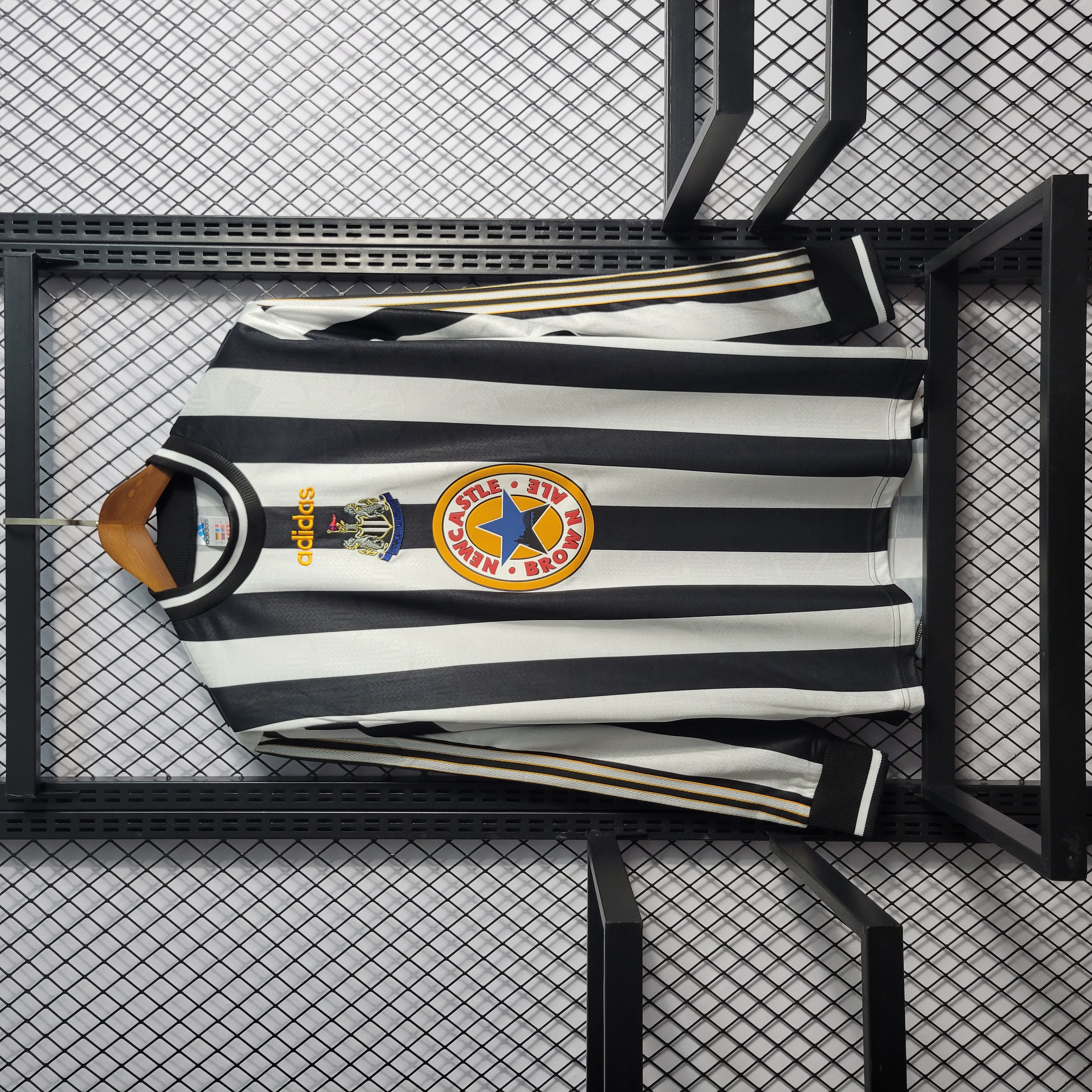 Retro Newcastle United 1995-97 Home Stadium Long Sleeve Jersey - ManixJersey