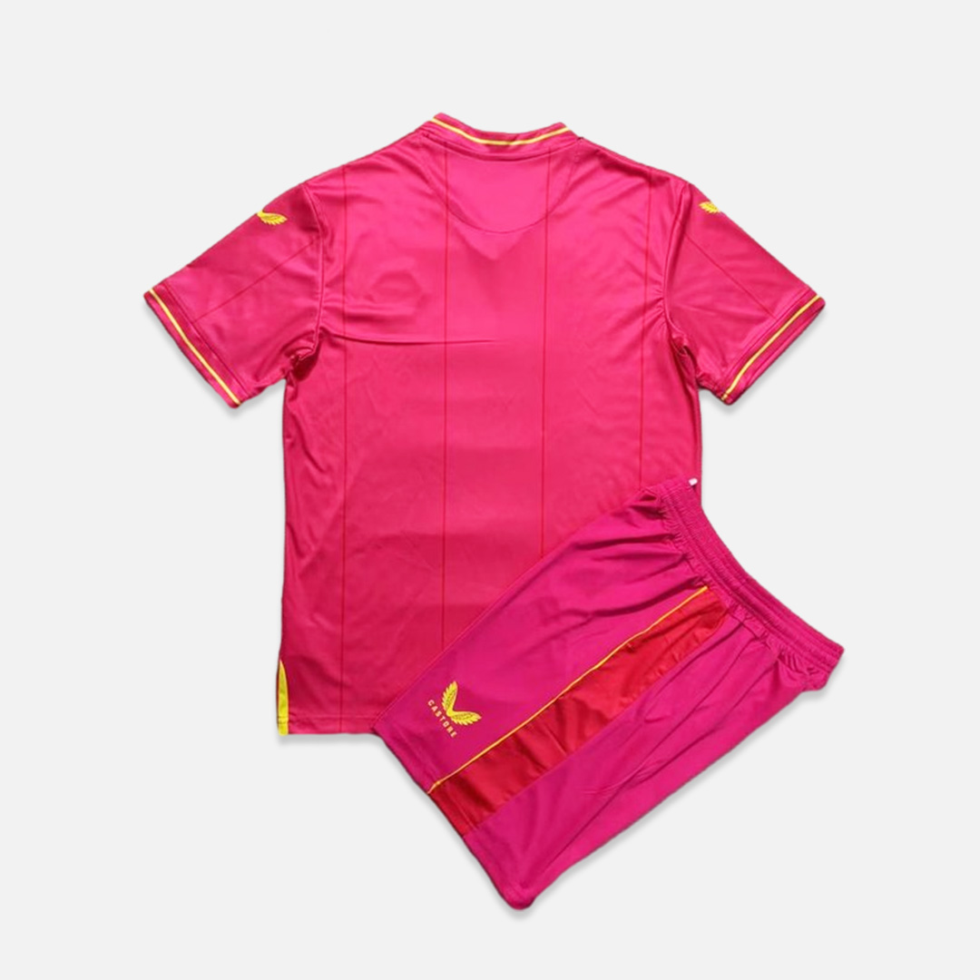 Wolverhampton Wanderers Wolves 23-24 Pink Goalkeeper Kids Kit - ManixJersey