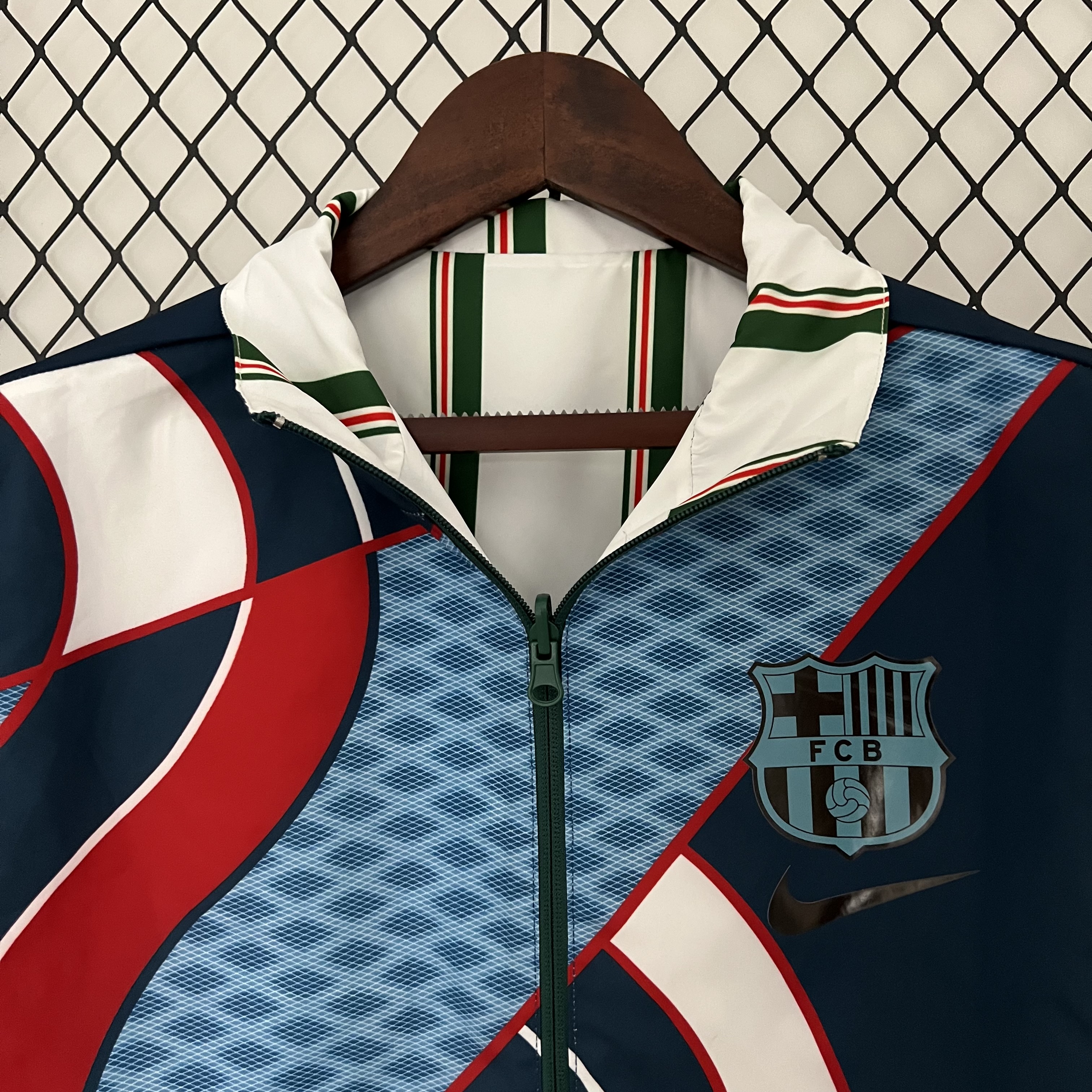 B.A.R.S.A 23-24 Player Reversible Windbreaker - White & Blue - ManixJersey