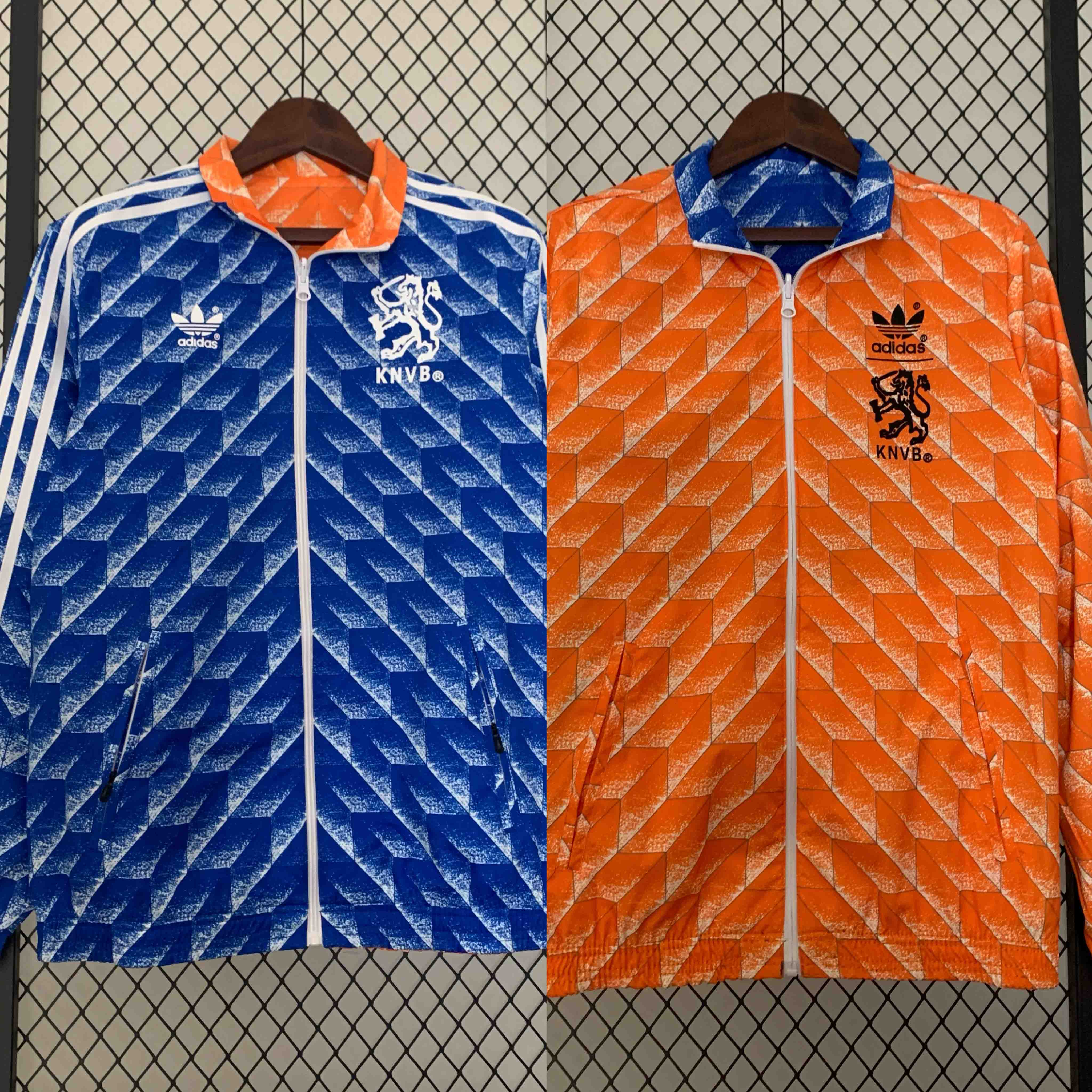 Netherlands 23-24 Double Sided Windbreaker - Orange & Blue - ManixJersey