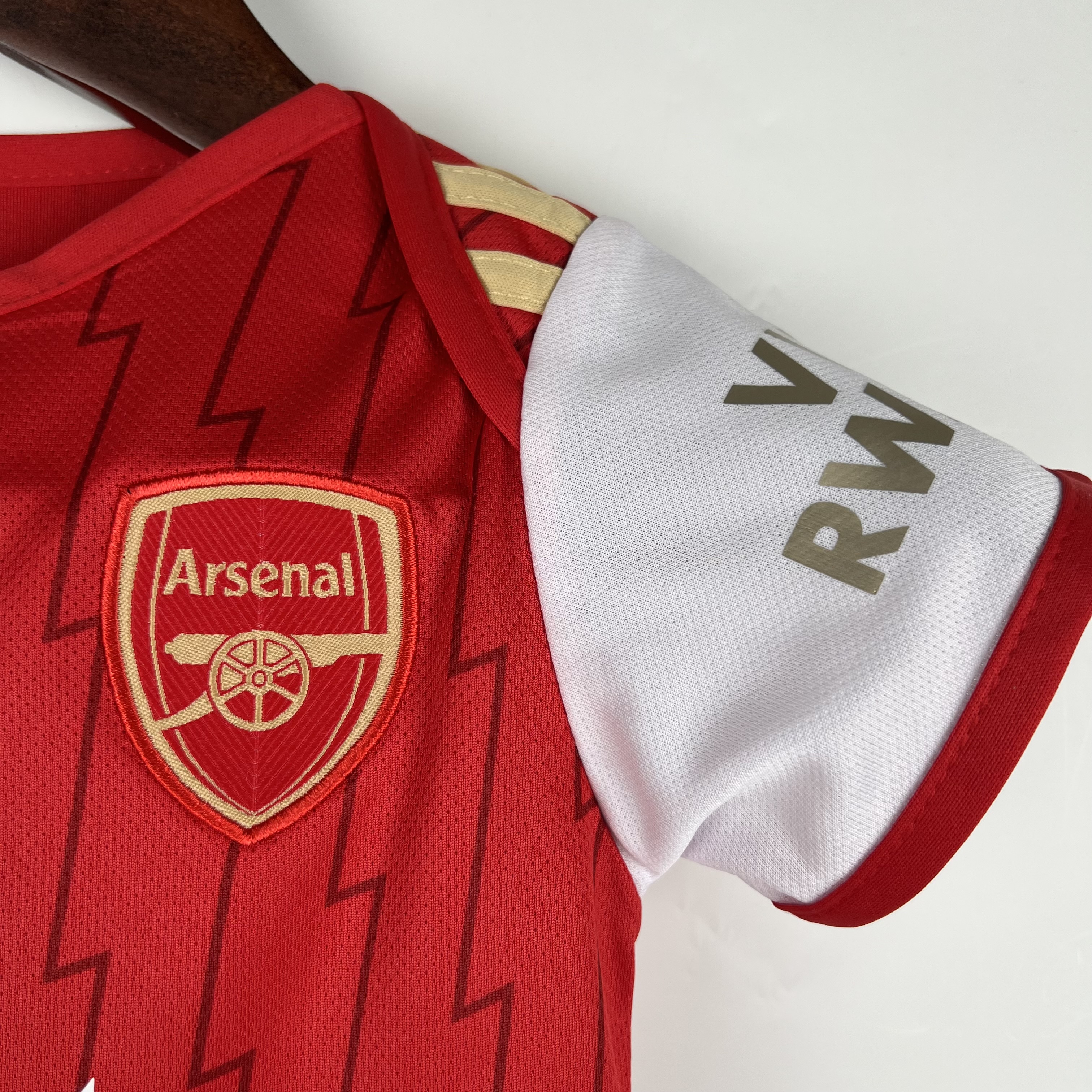 Arsenal 23-24 Home Stadium Baby Crawling Suit - ManixJersey