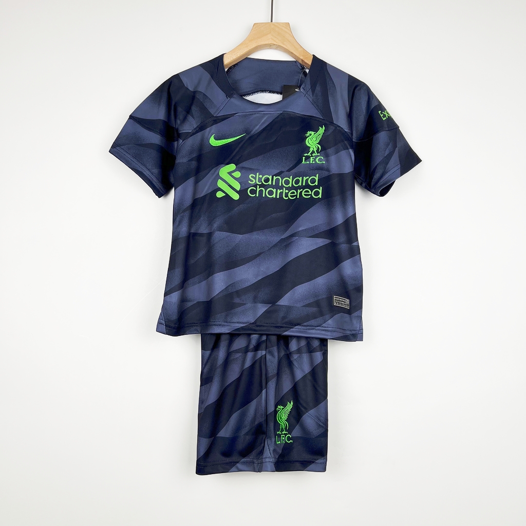 Liverpool 23-24 Black Goalkeeper Kids Kit - ManixJersey