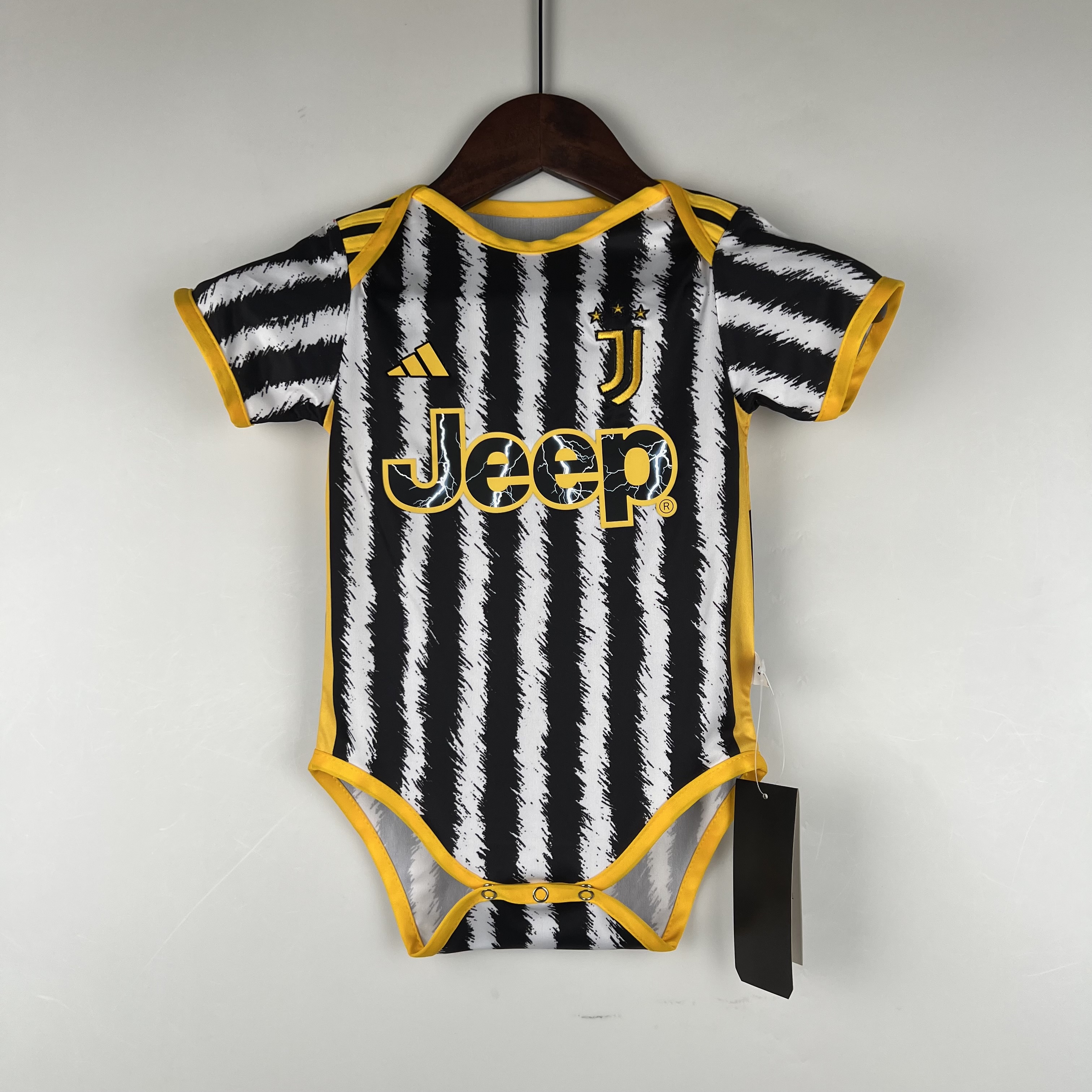 Juventus 23-24 Home Stadium Baby Crawling Suit - ManixJersey