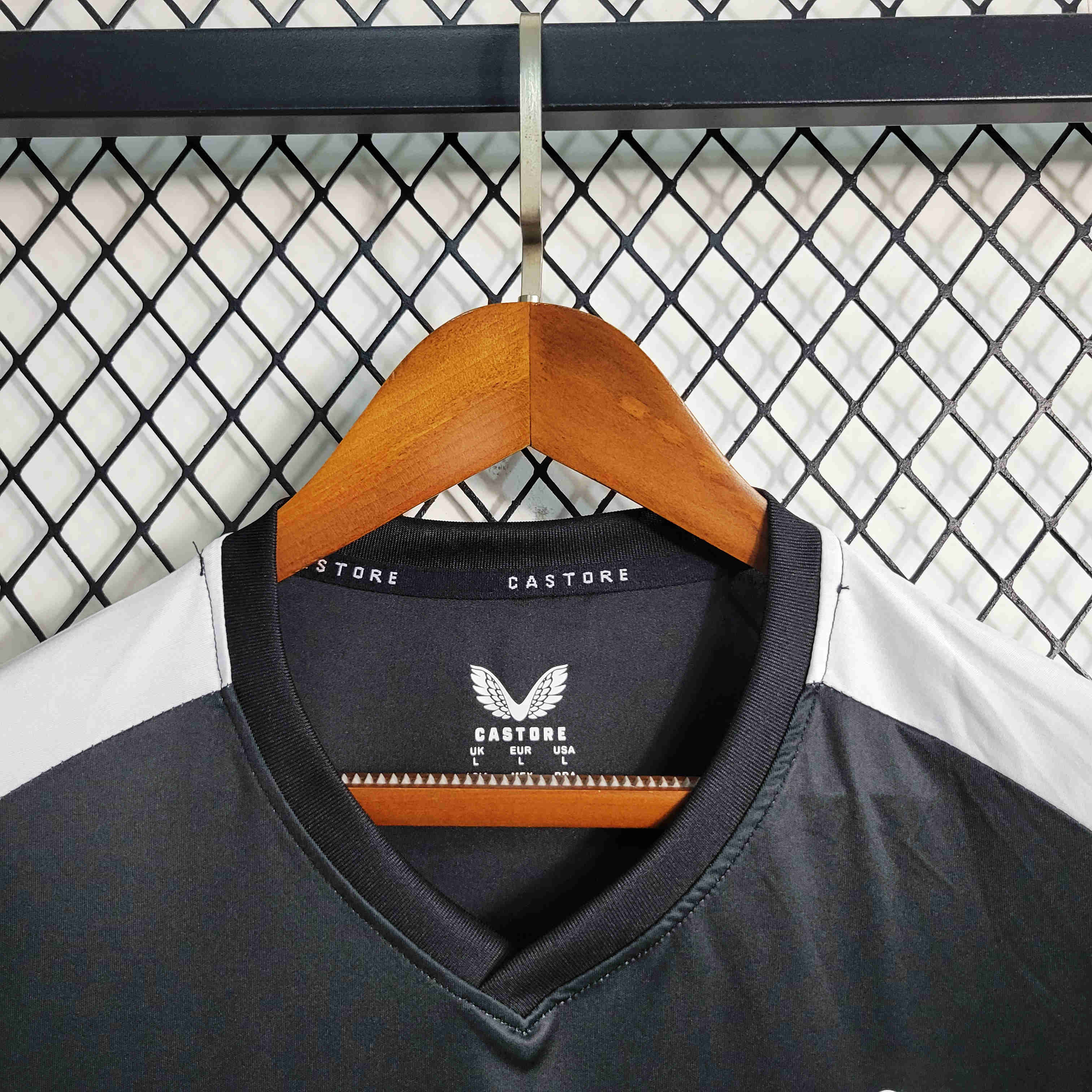 Newcastle United 23-24 Black Training Jersey - Fans Version - ManixJersey