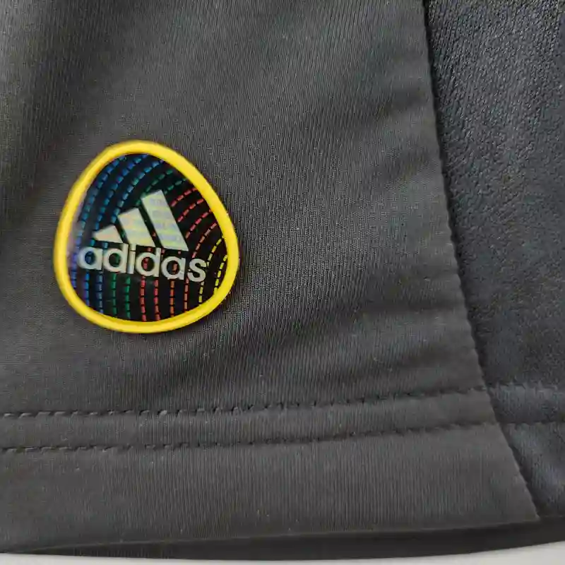 Retro Liver.pool 2010-11 Third Jersey - ManixJersey