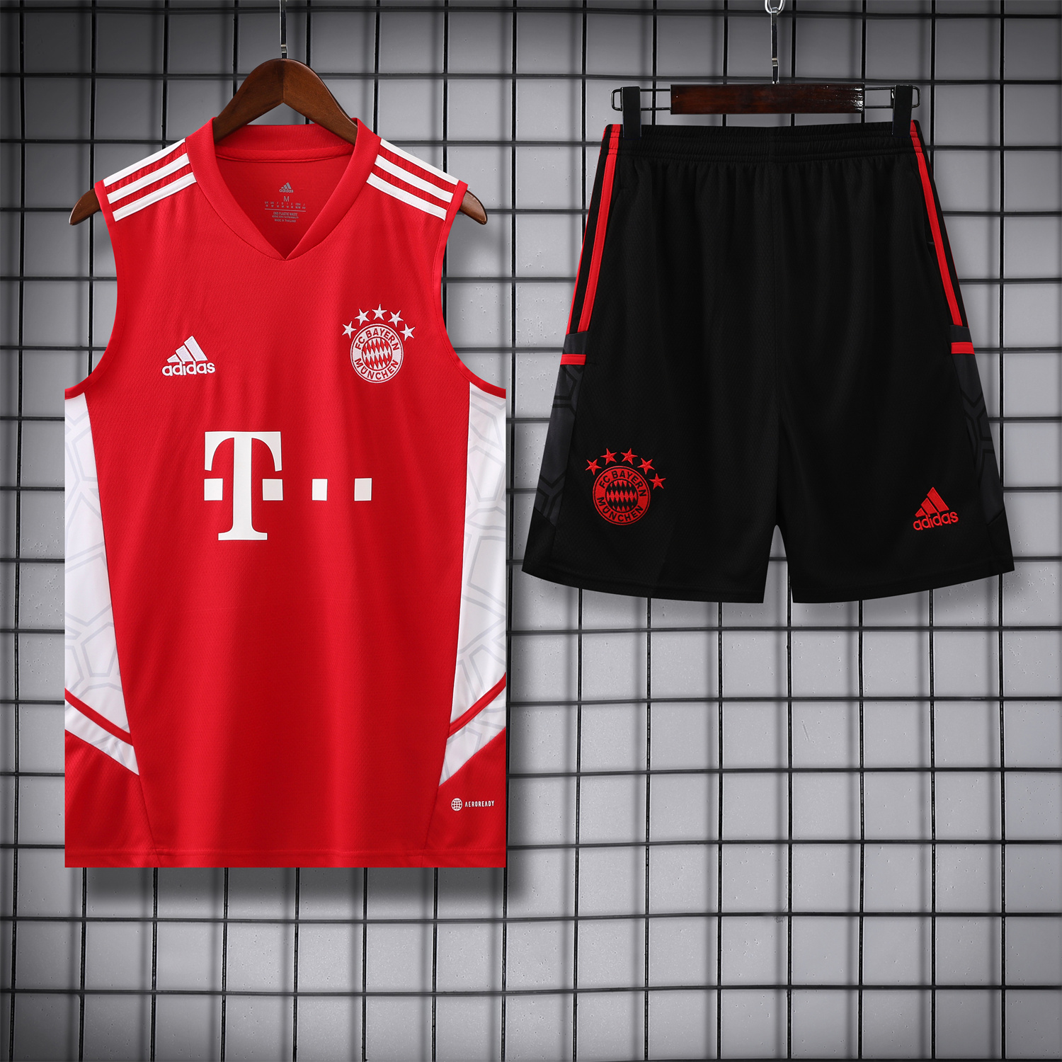 Bayern Munich 23-24 Red Training Vest Suit - ManixJersey